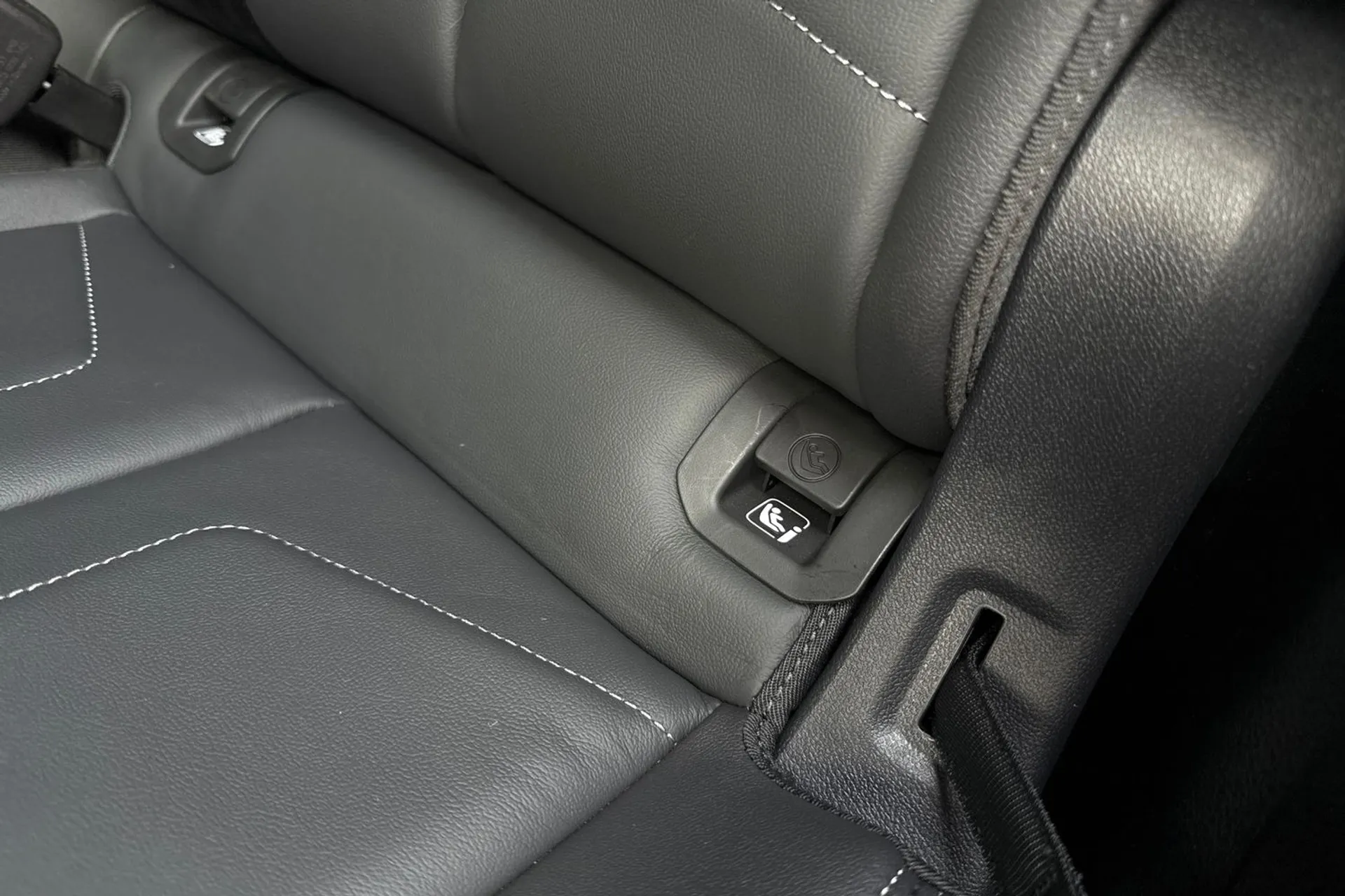 Audi Q3 thumbnail image number 23