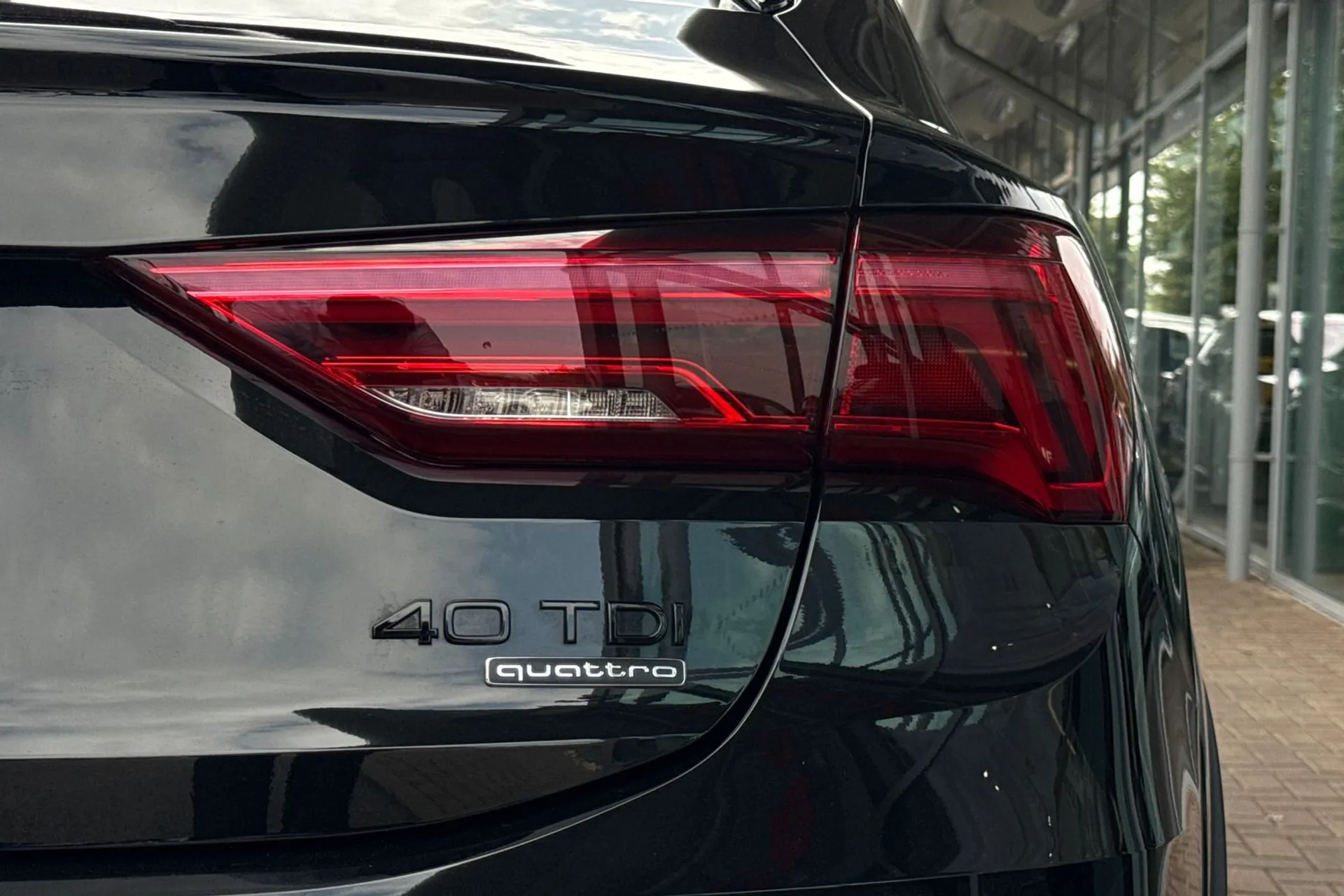 Audi Q3 thumbnail image number 49