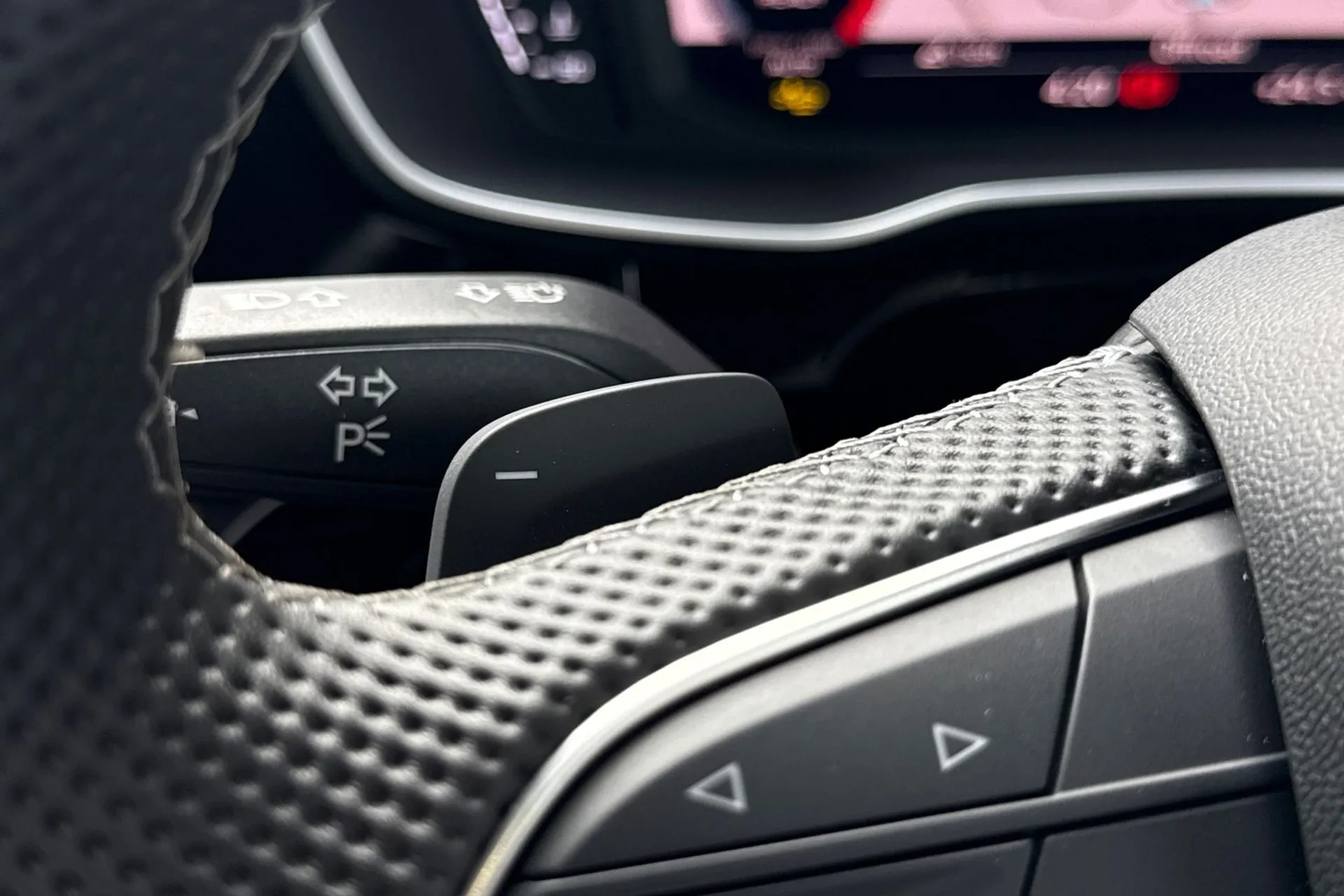 Audi Q3 thumbnail image number 50