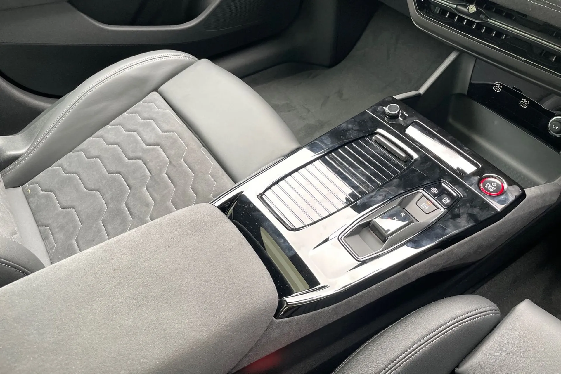 Audi A6 e-tron Sportback thumbnail image number 40
