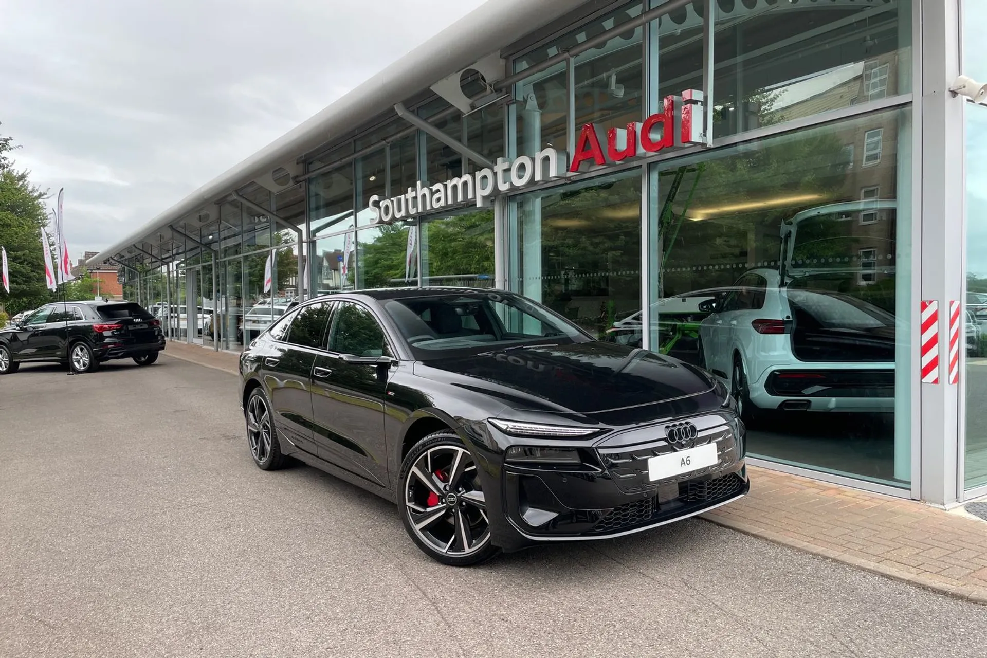 Audi A6 e-tron Sportback focused image