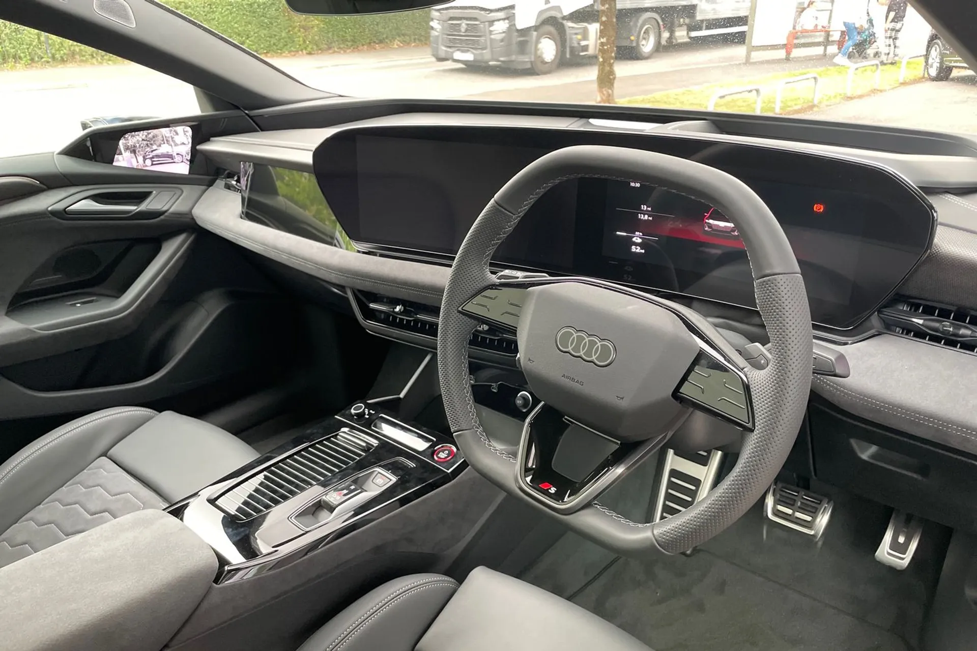 Audi A6 e-tron Sportback thumbnail image number 25