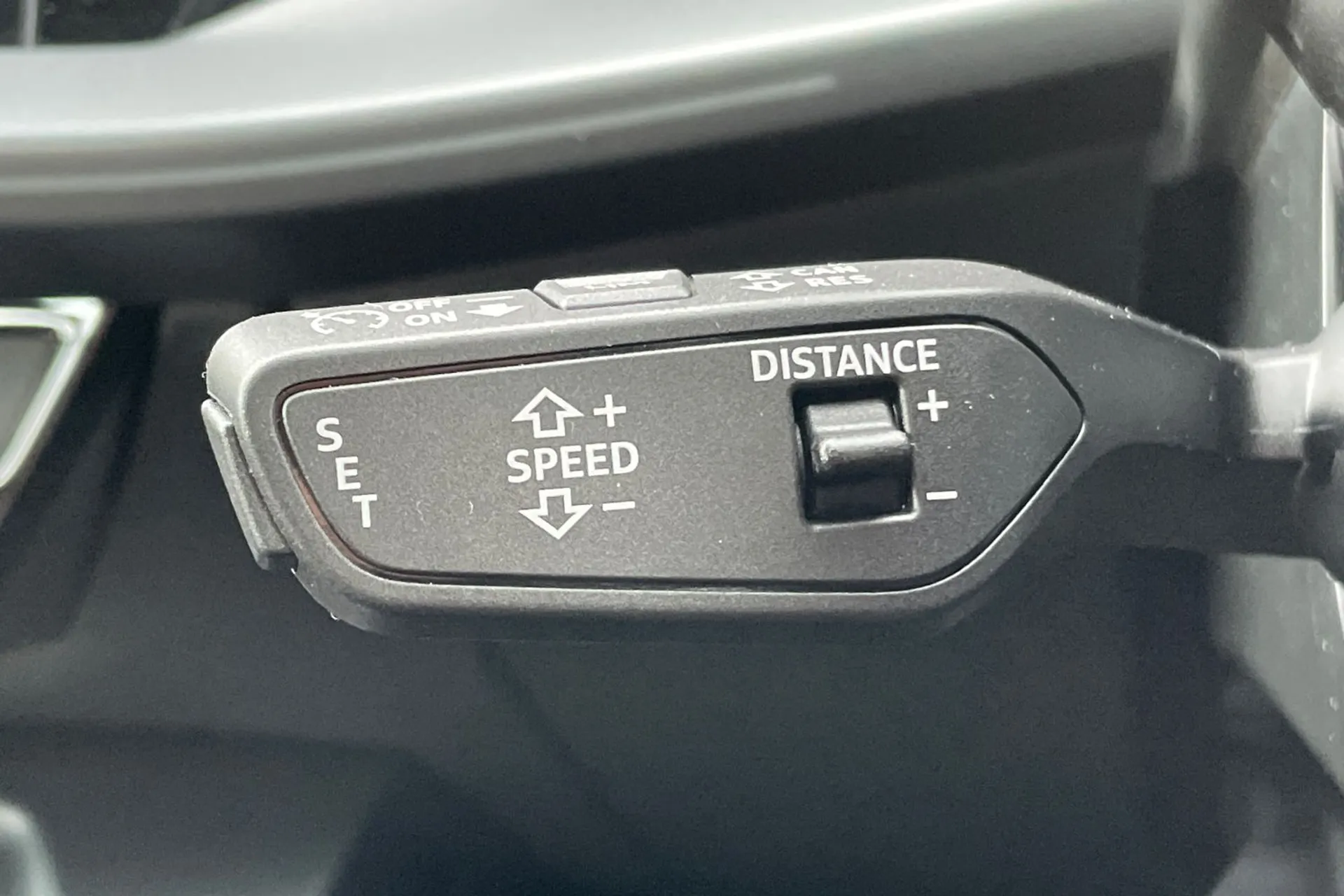 Audi A3 thumbnail image number 37