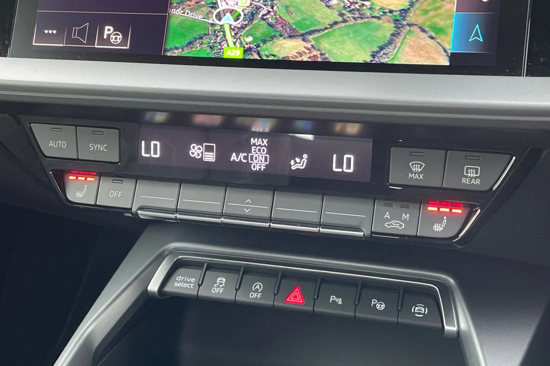 Audi A3 thumbnail image number 31