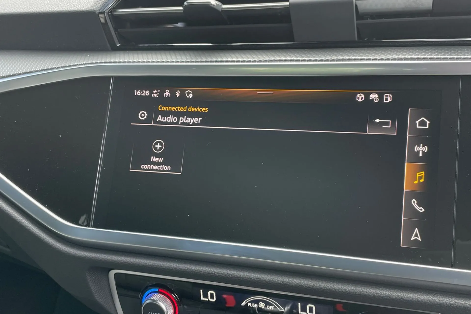 Audi Q3 thumbnail image number 33