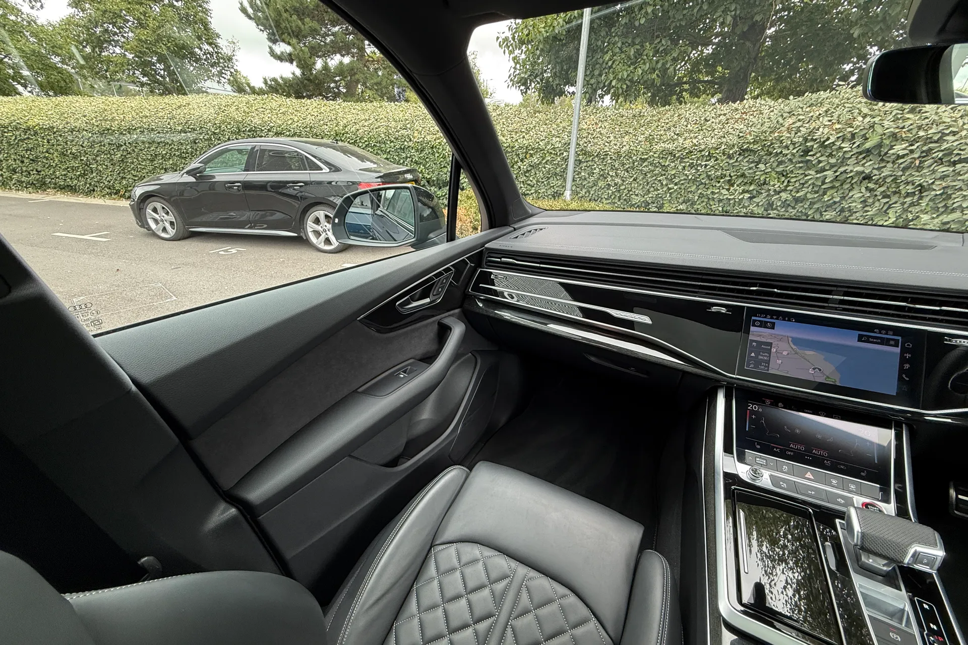 Audi Q7 thumbnail image number 60
