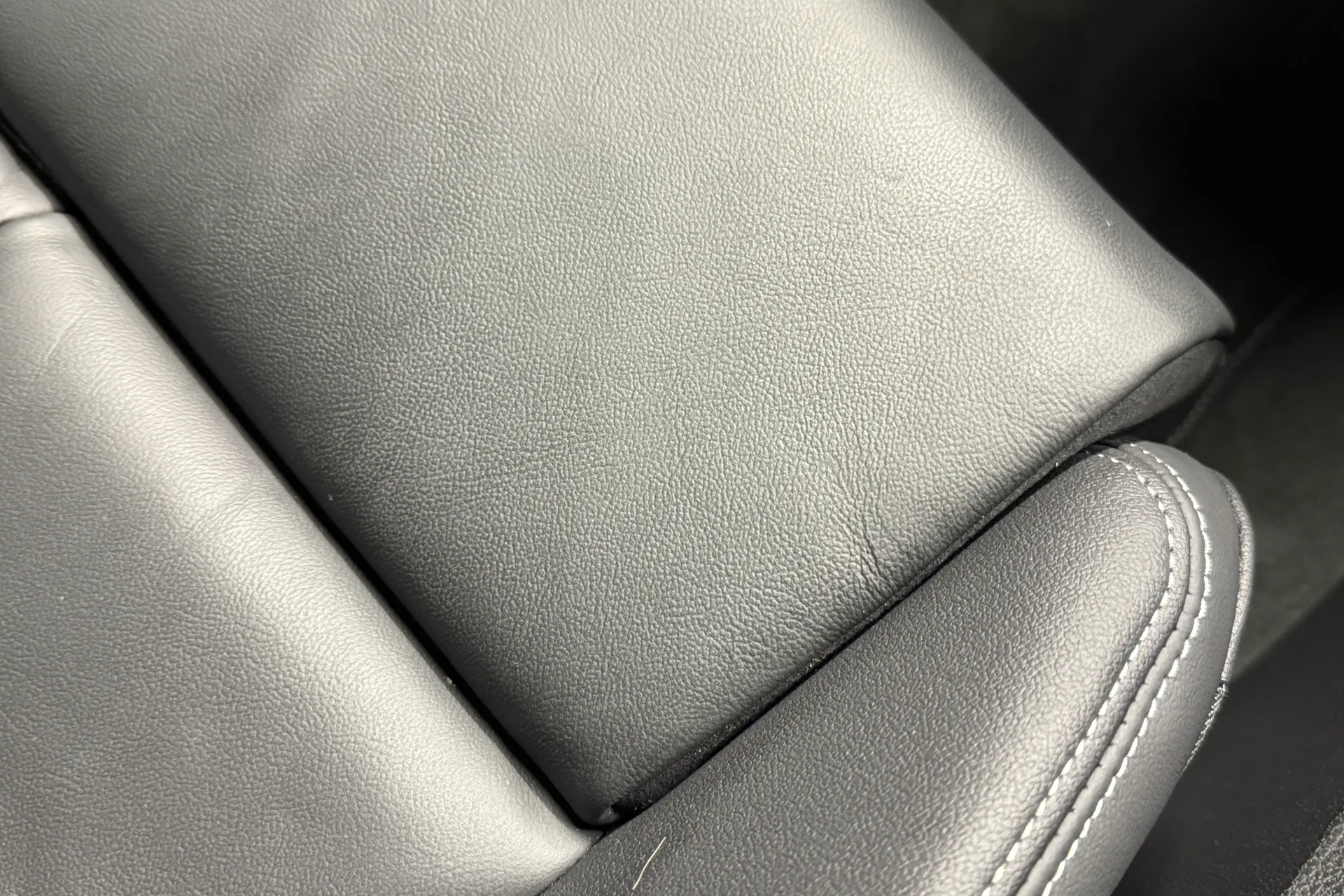 Audi Q3 thumbnail image number 29