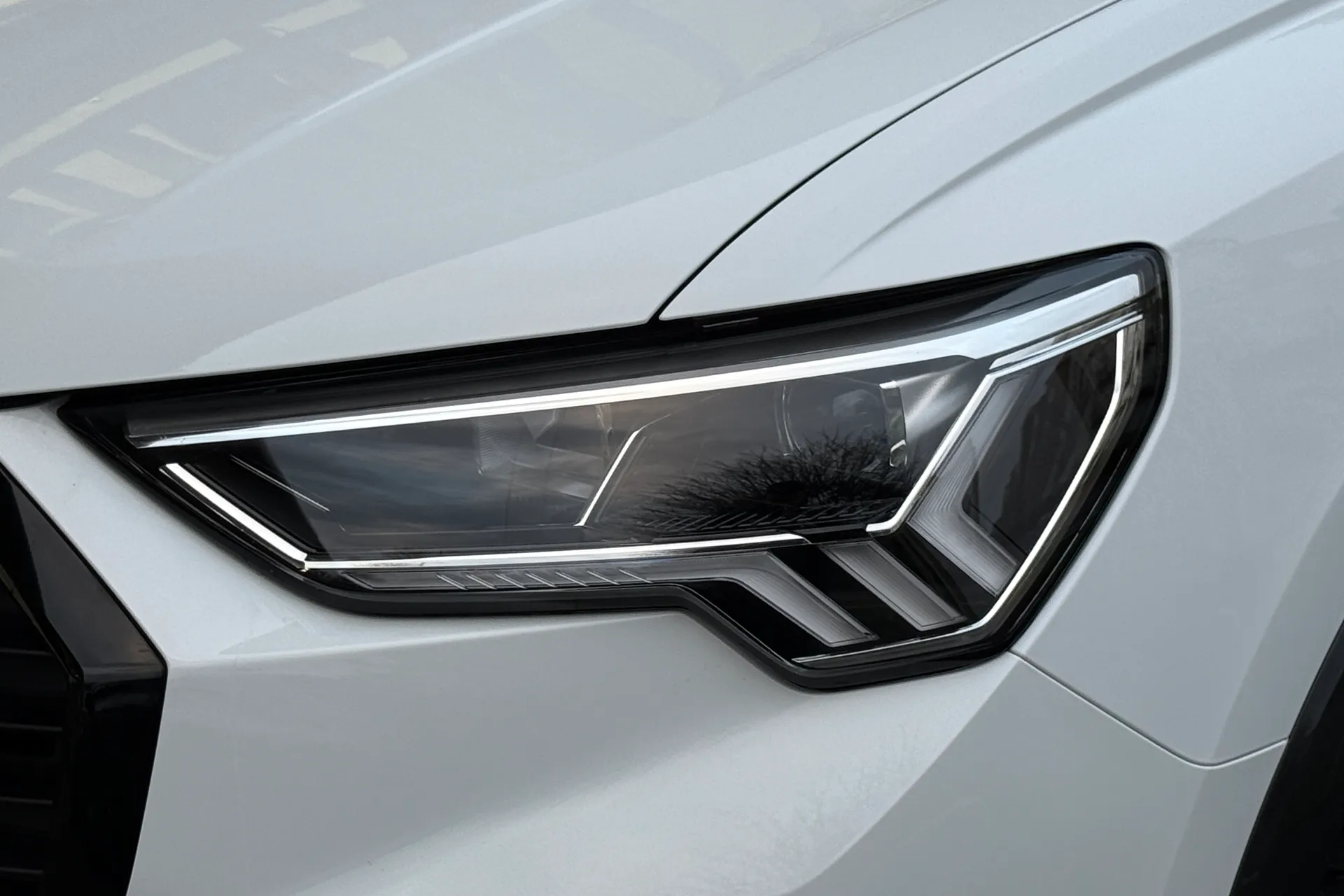 Audi Q3 thumbnail image number 61