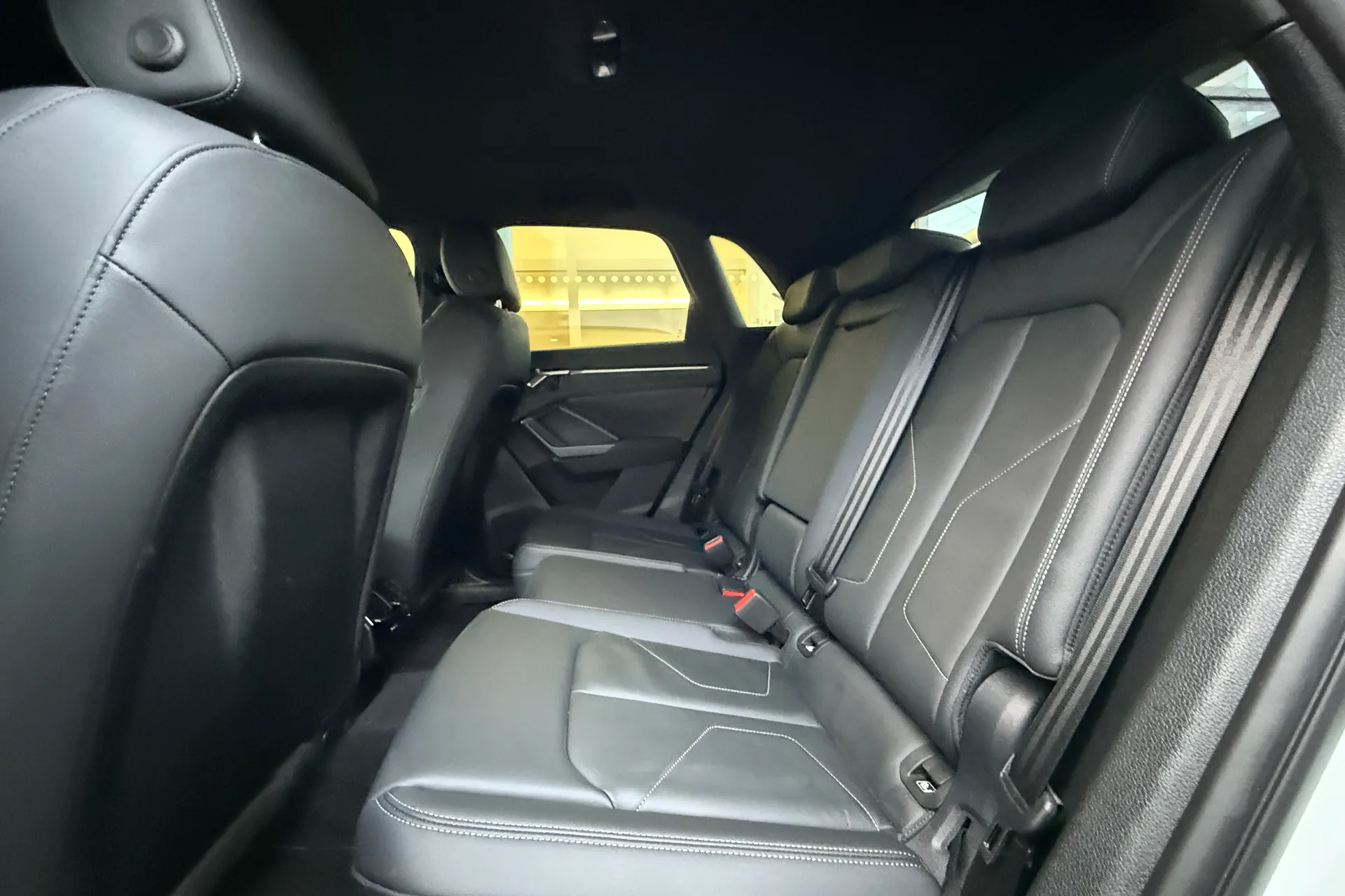 Audi Q3 thumbnail image number 55