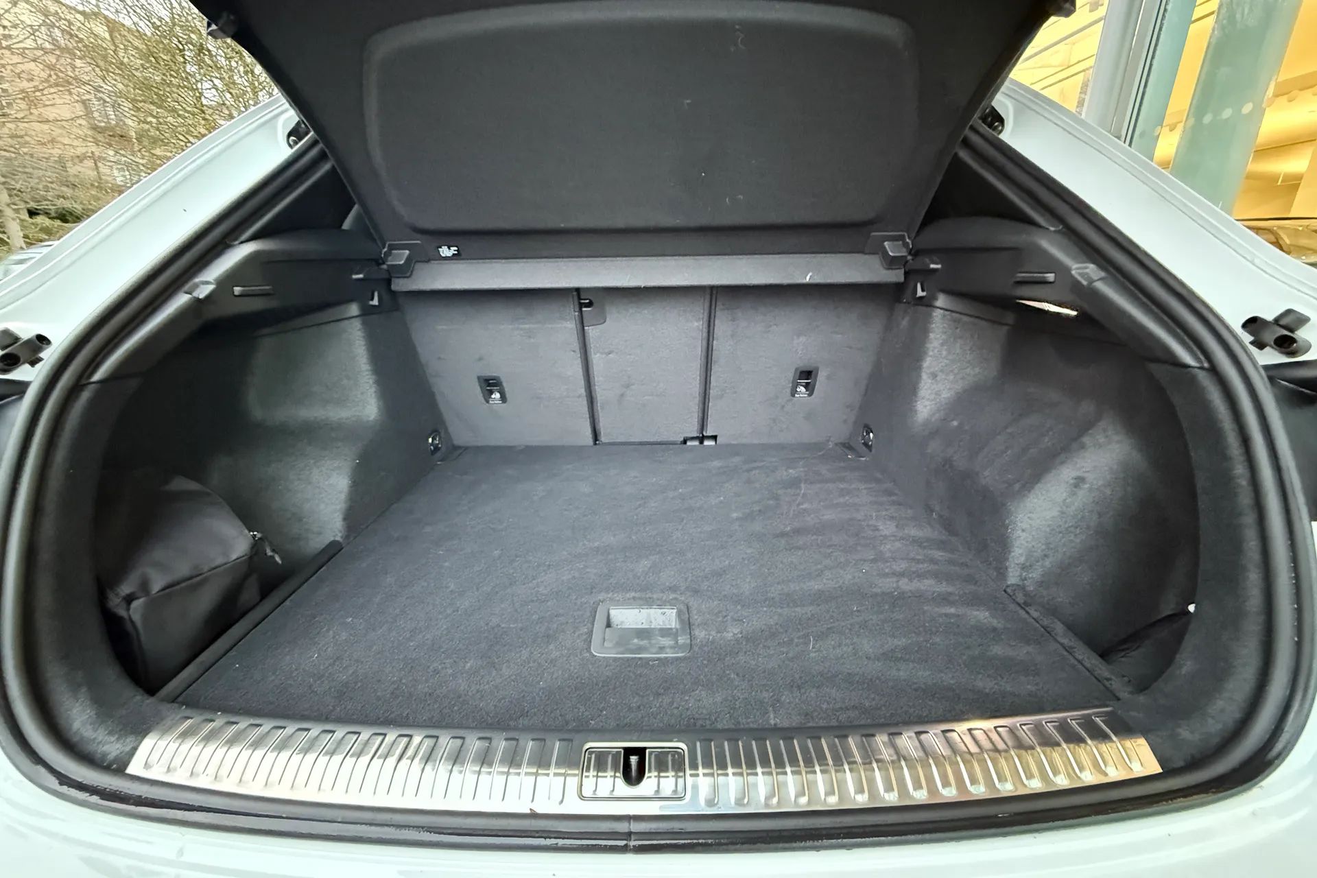 Audi Q3 thumbnail image number 49