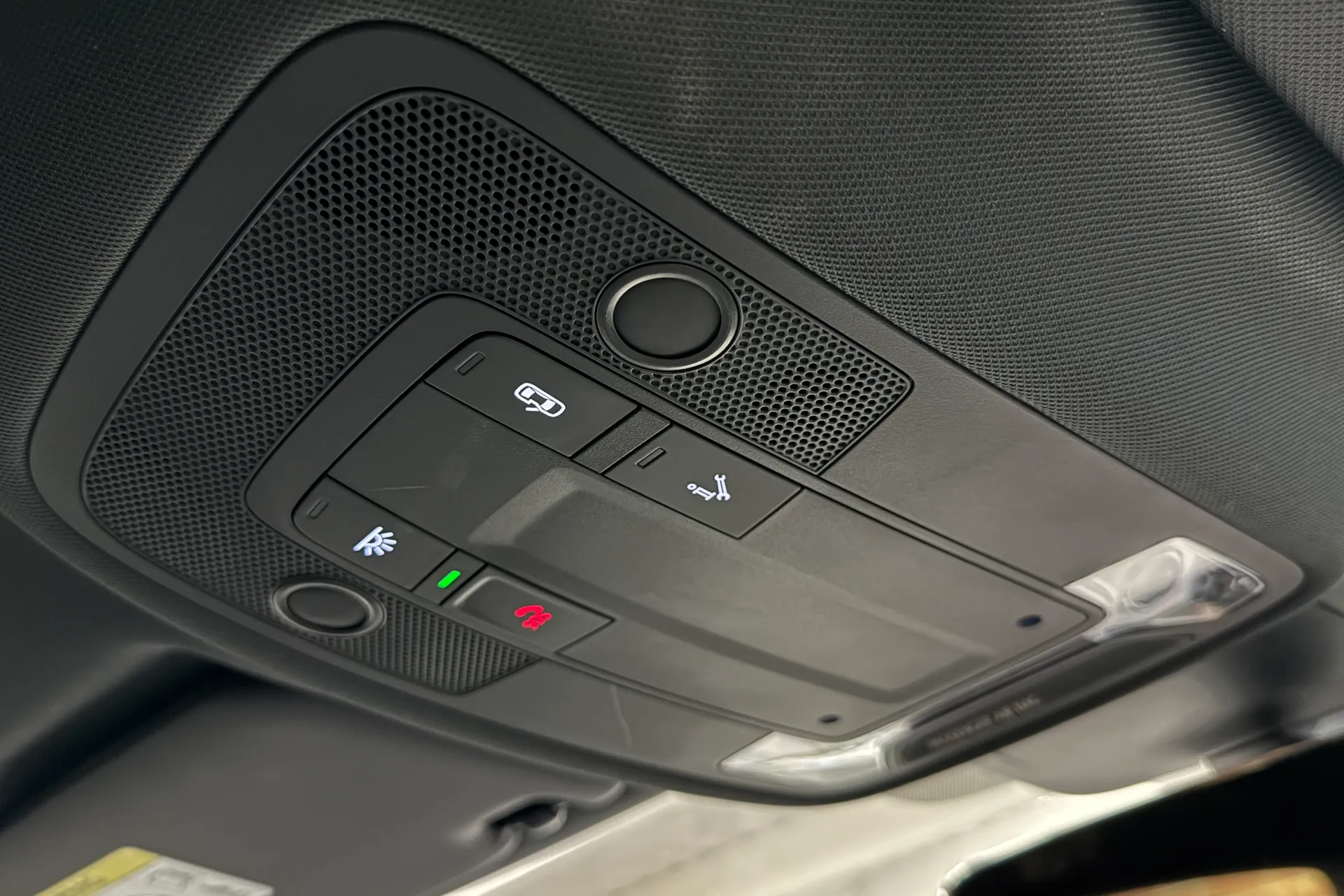 Audi Q3 thumbnail image number 33