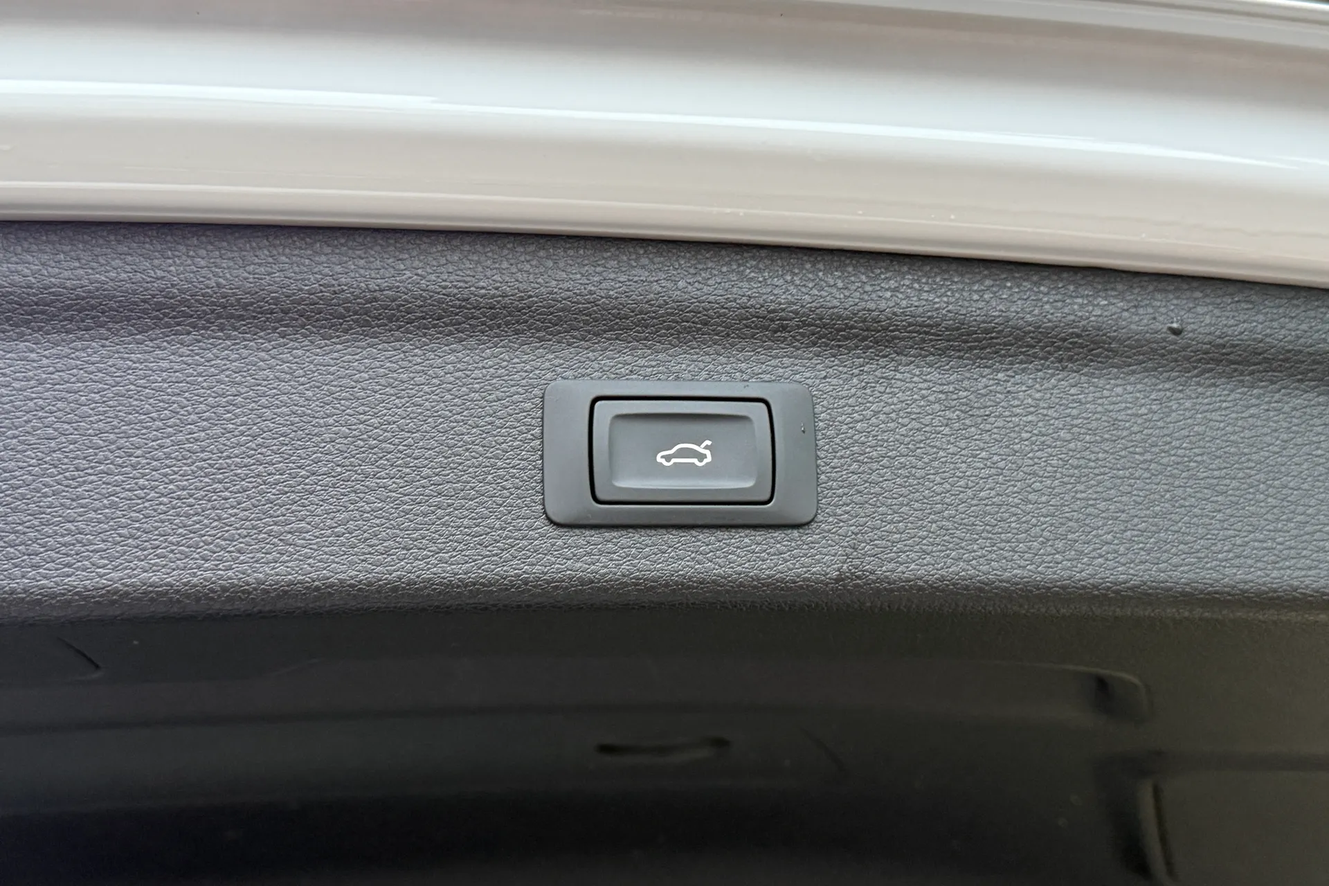 Audi Q3 thumbnail image number 50