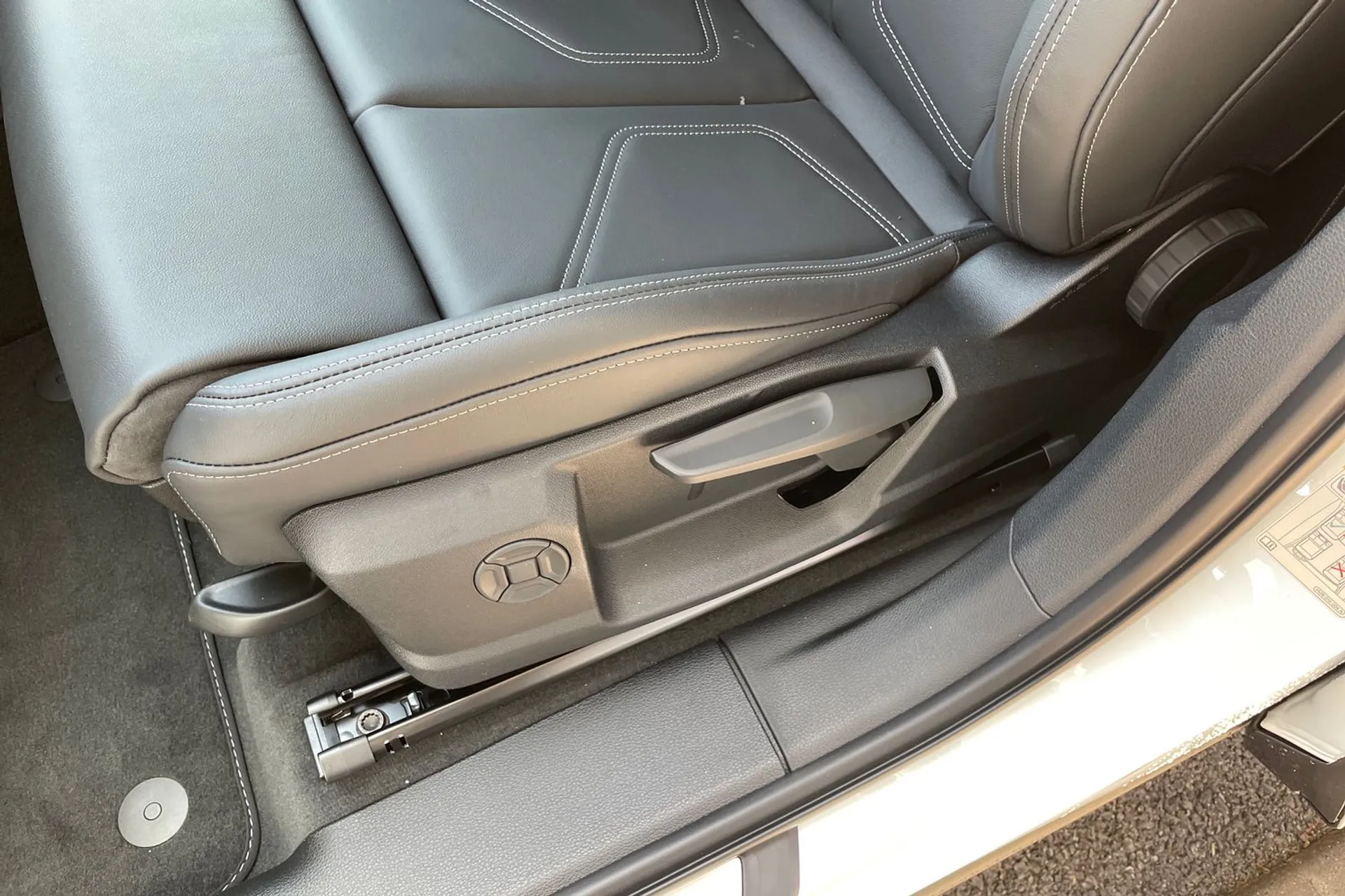 Audi Q3 thumbnail image number 29