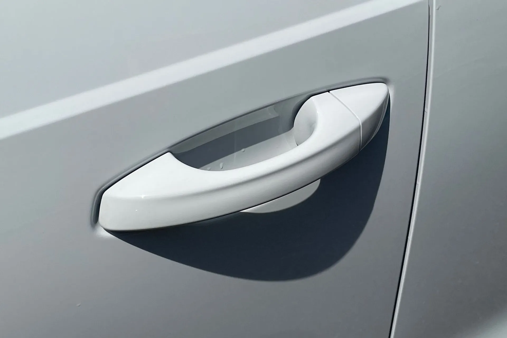 Audi Q3 thumbnail image number 16