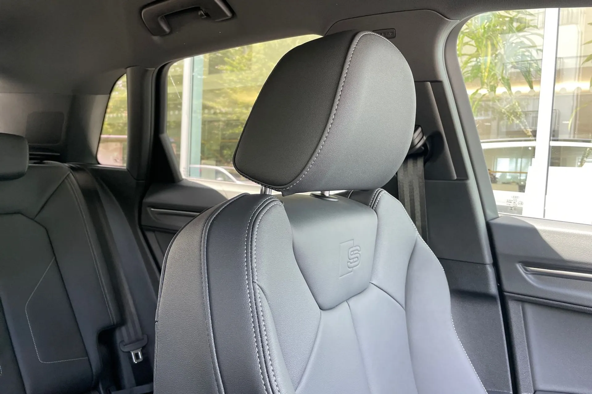 Audi Q3 thumbnail image number 46