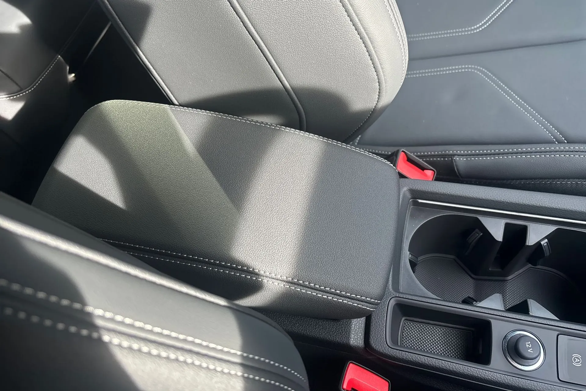 Audi Q3 thumbnail image number 43