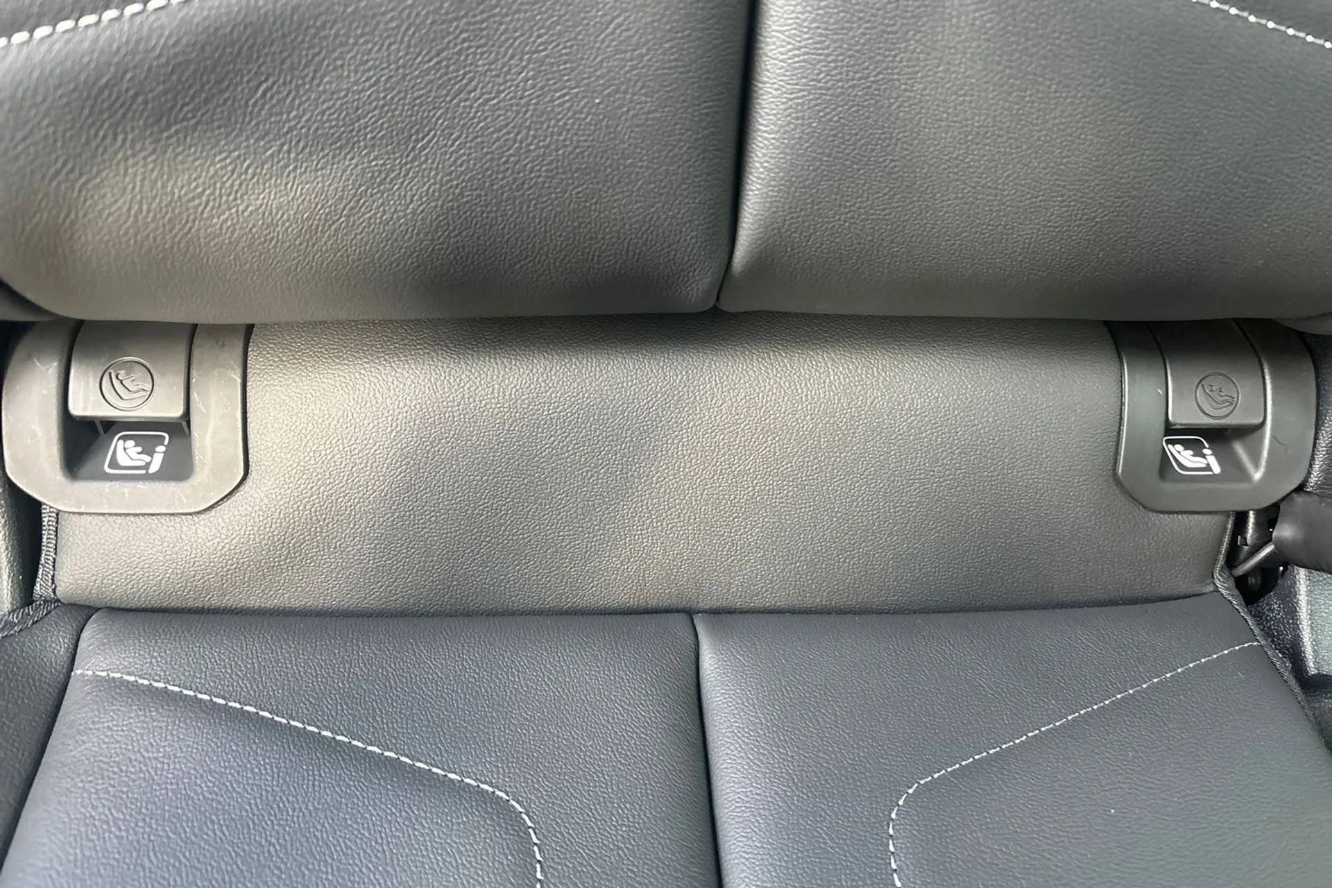 Audi Q3 thumbnail image number 30