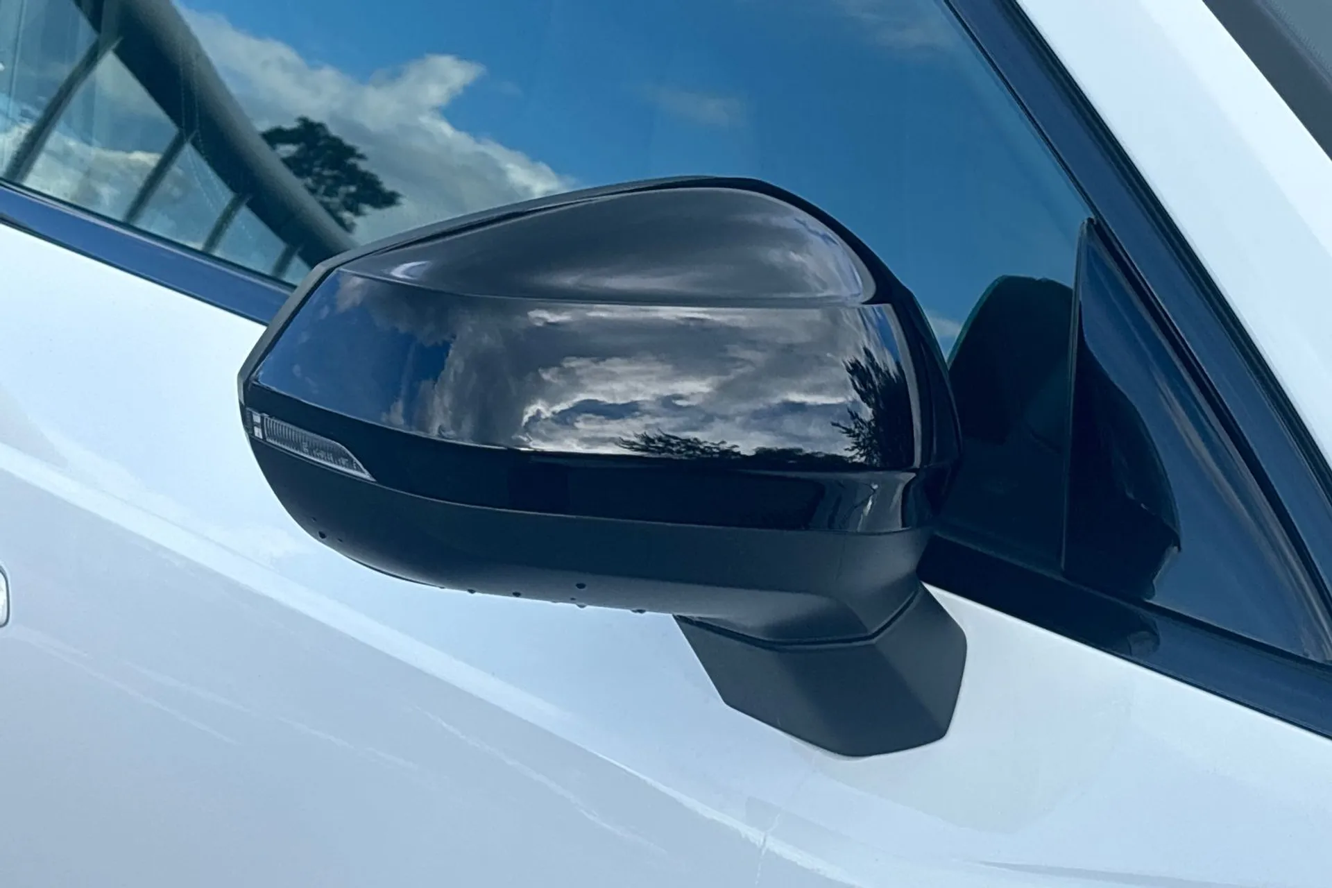 Audi Q3 thumbnail image number 37