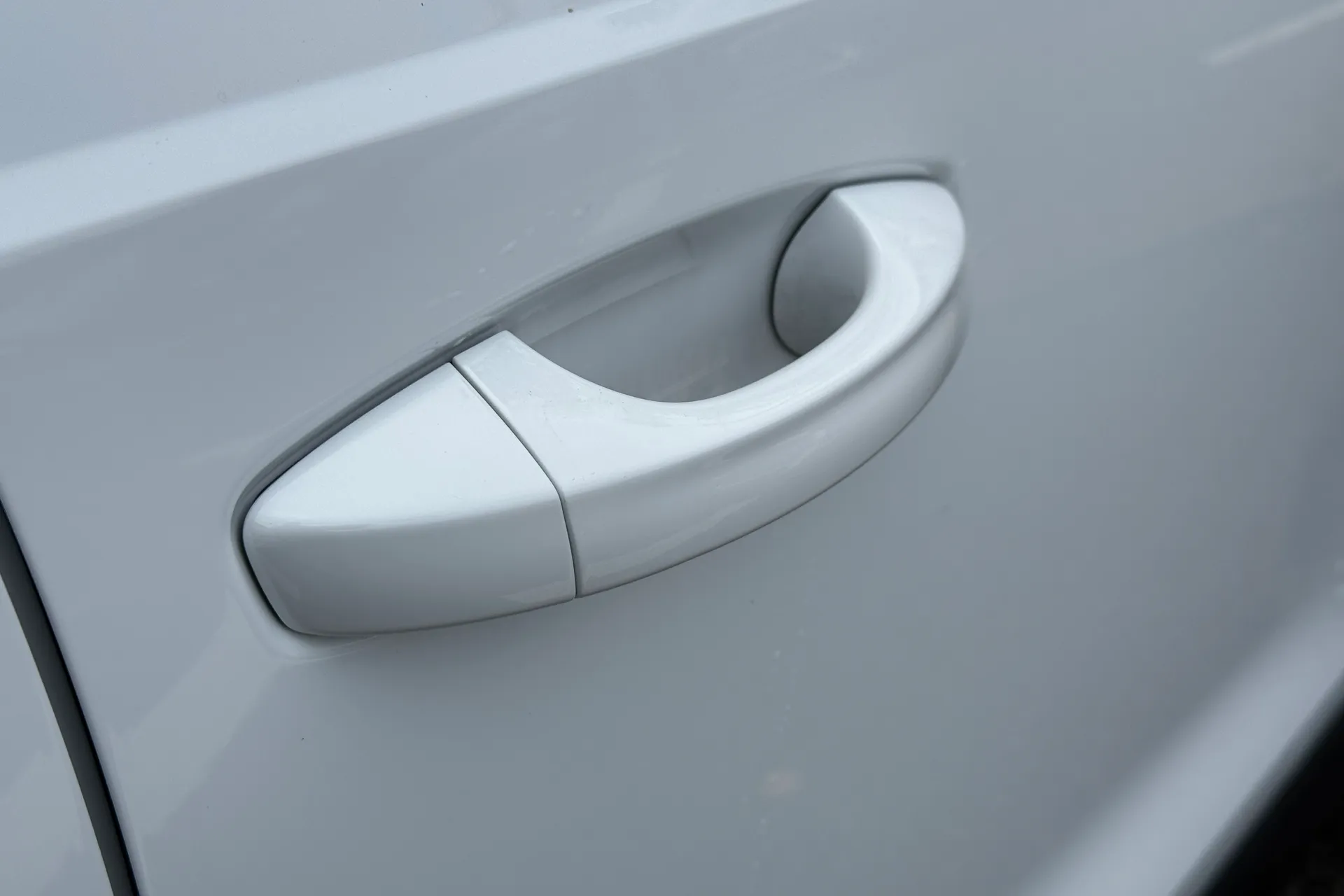 Audi Q3 thumbnail image number 10