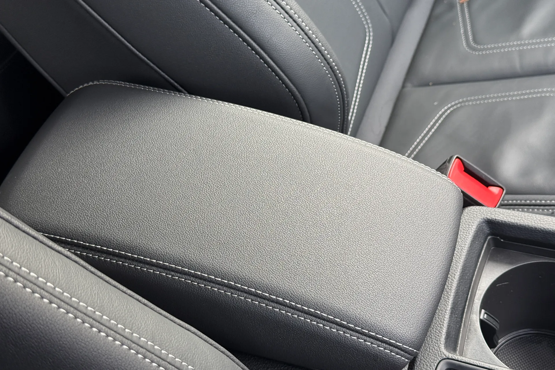 Audi Q3 thumbnail image number 60