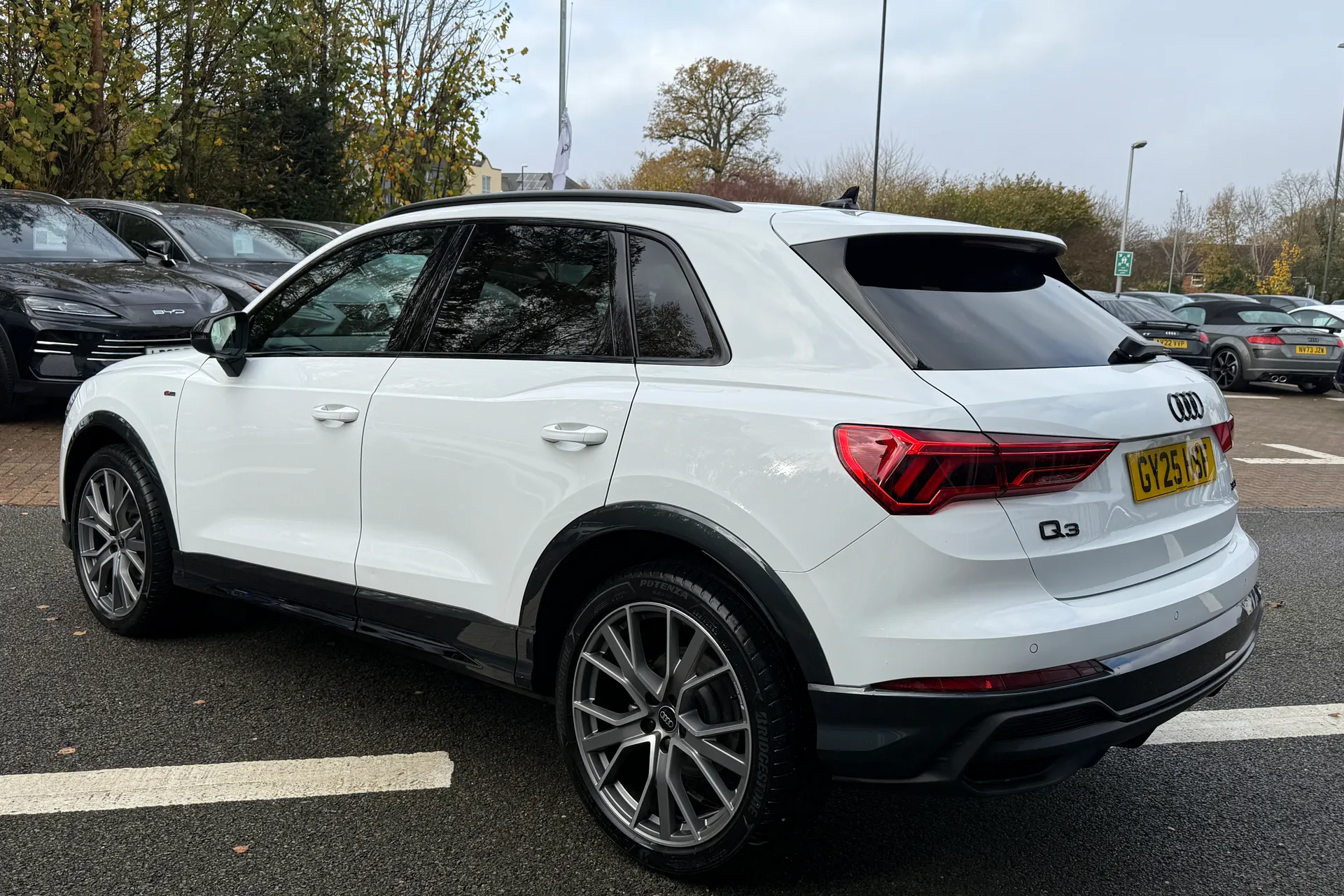 Audi Q3 thumbnail image number 45