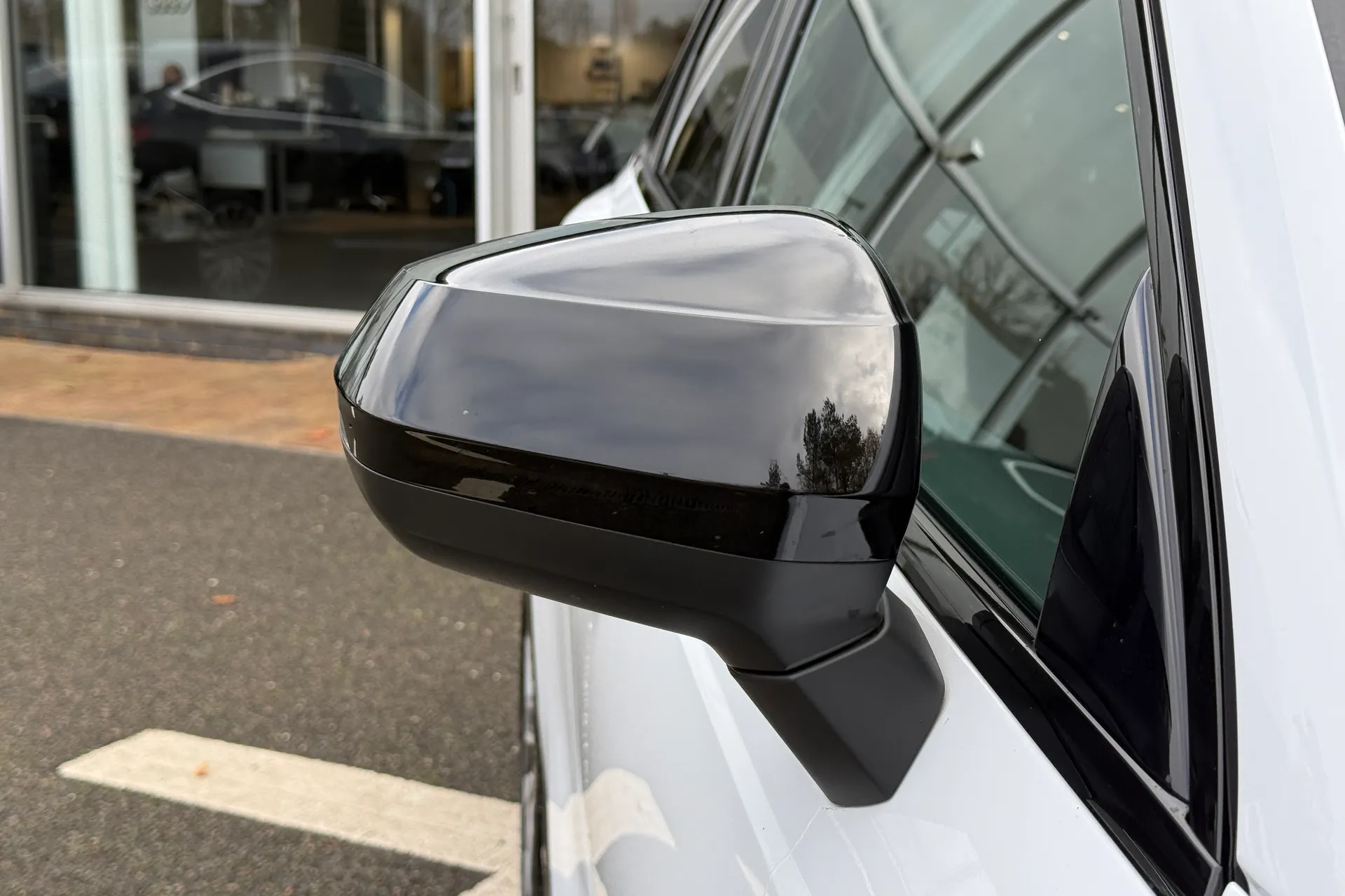 Audi Q3 thumbnail image number 8