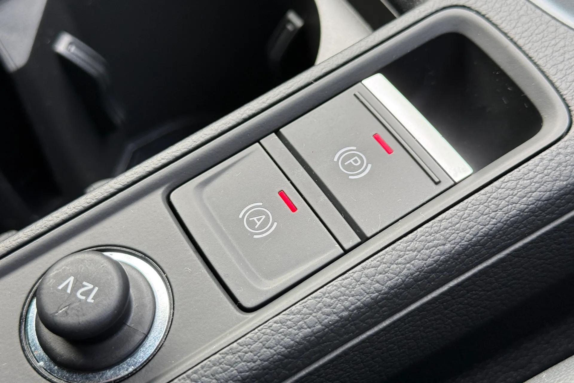 Audi Q3 thumbnail image number 59