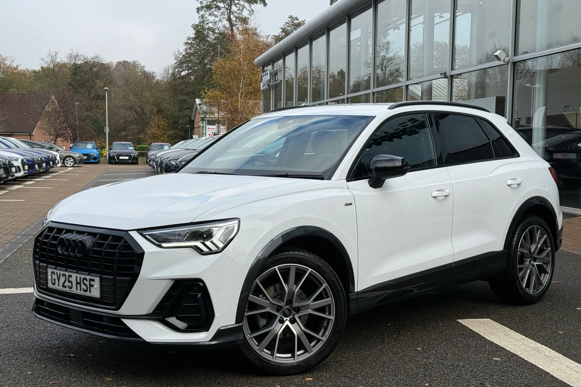 Audi Q3 thumbnail image number 51