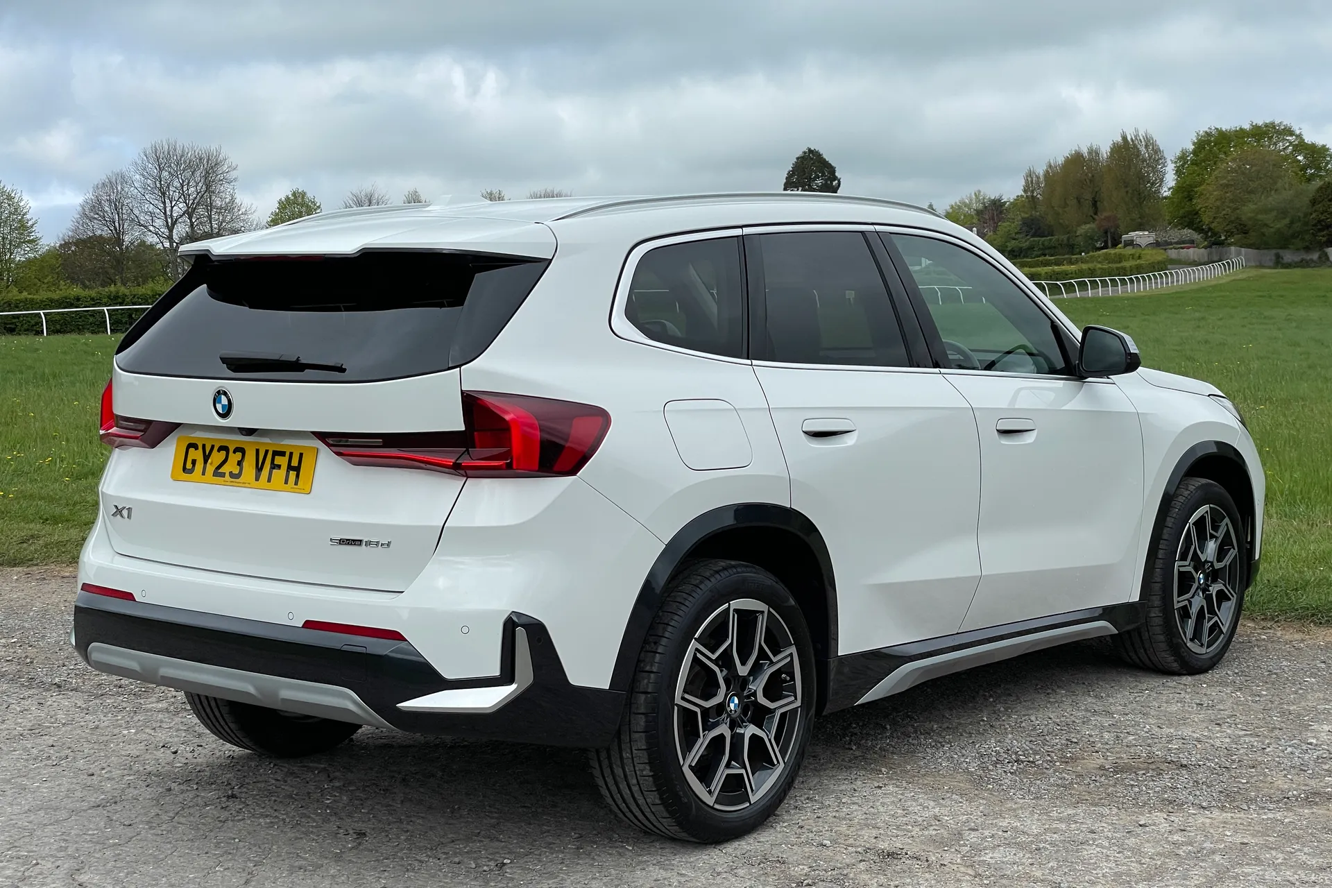 BMW X1 thumbnail image number 22