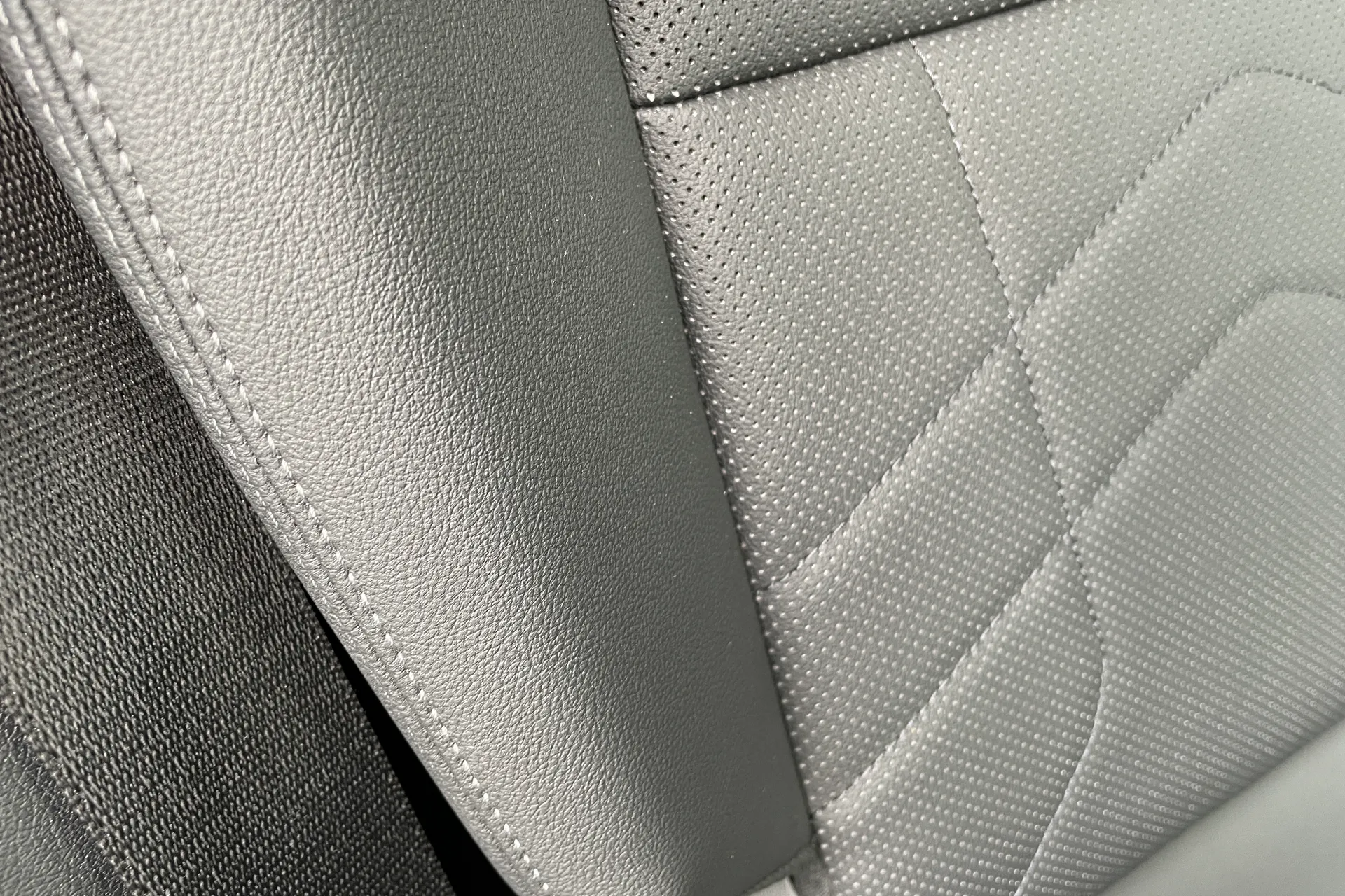 BMW X1 thumbnail image number 29