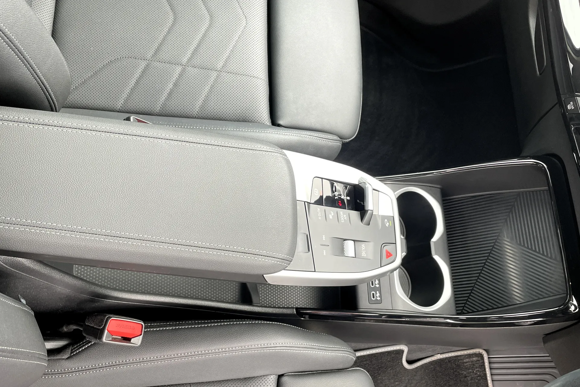 BMW X1 thumbnail image number 53