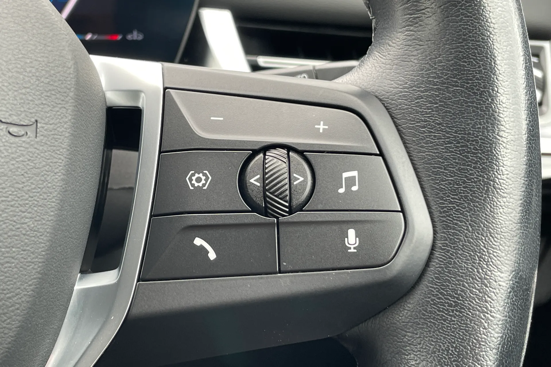 BMW X1 thumbnail image number 48