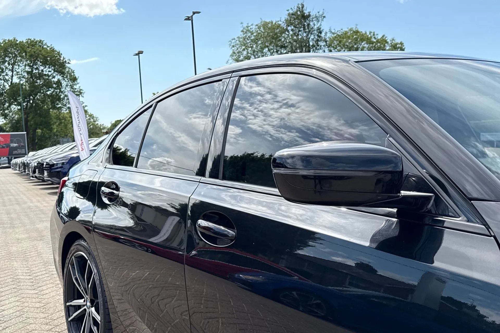 BMW 3 SERIES thumbnail image number 38