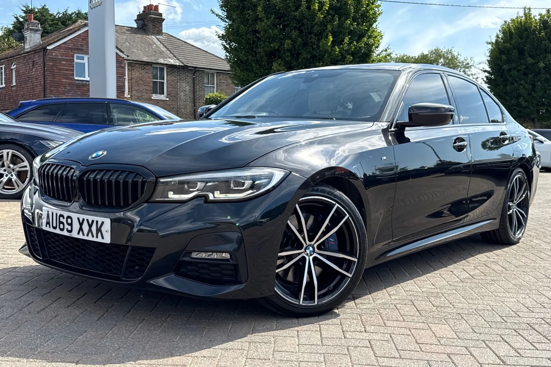BMW 3 SERIES thumbnail image number 22