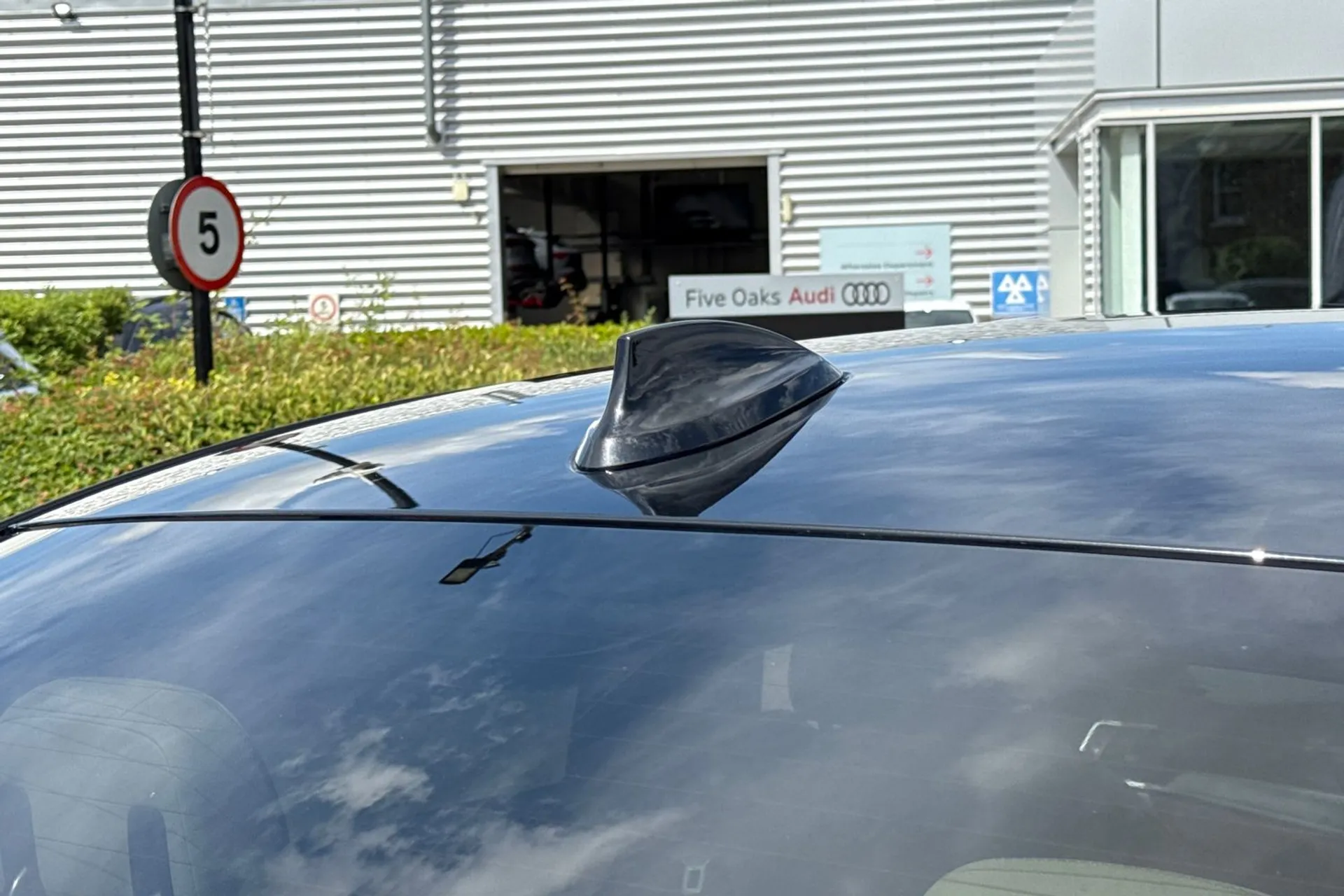 BMW 3 SERIES thumbnail image number 40