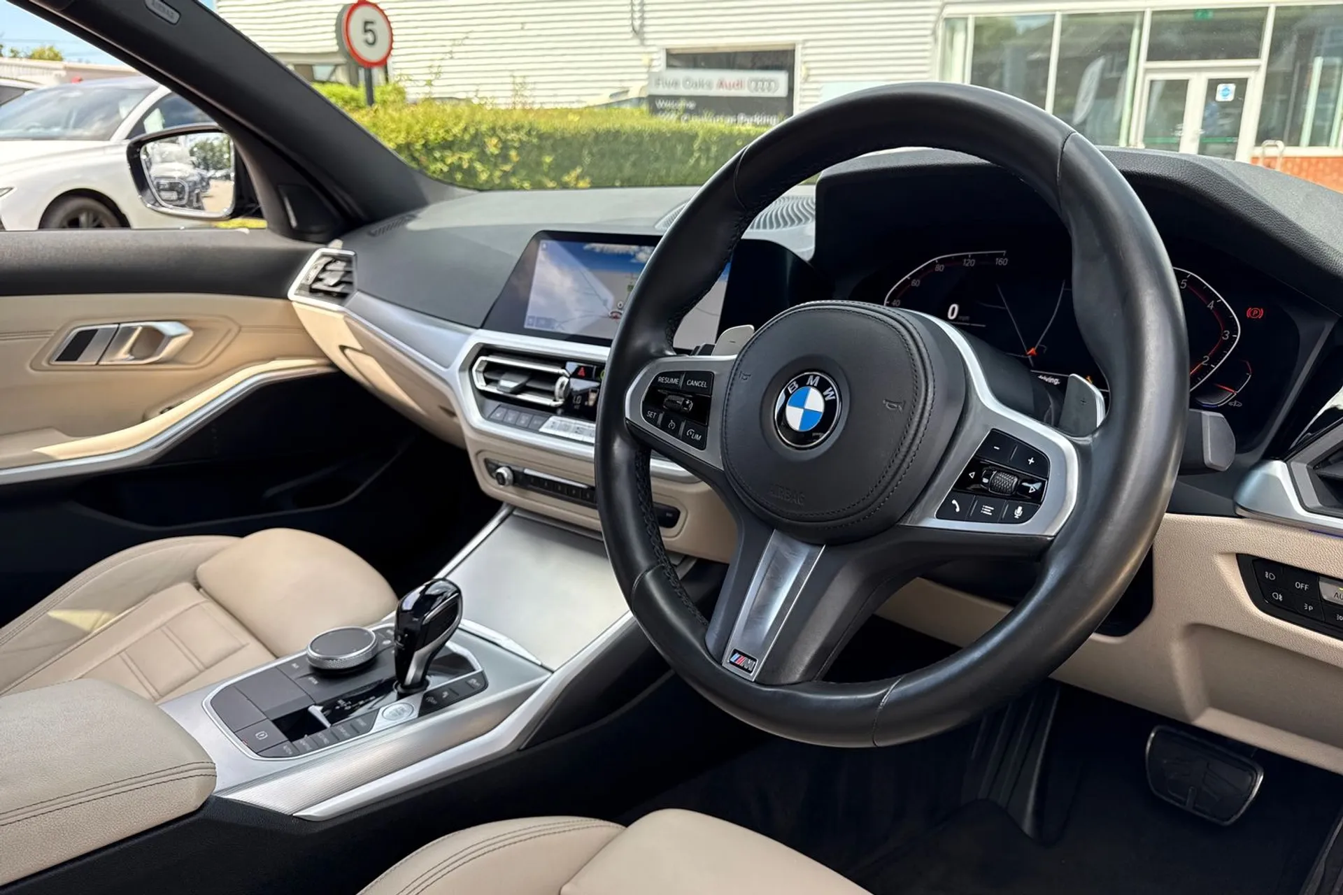 BMW 3 SERIES thumbnail image number 24