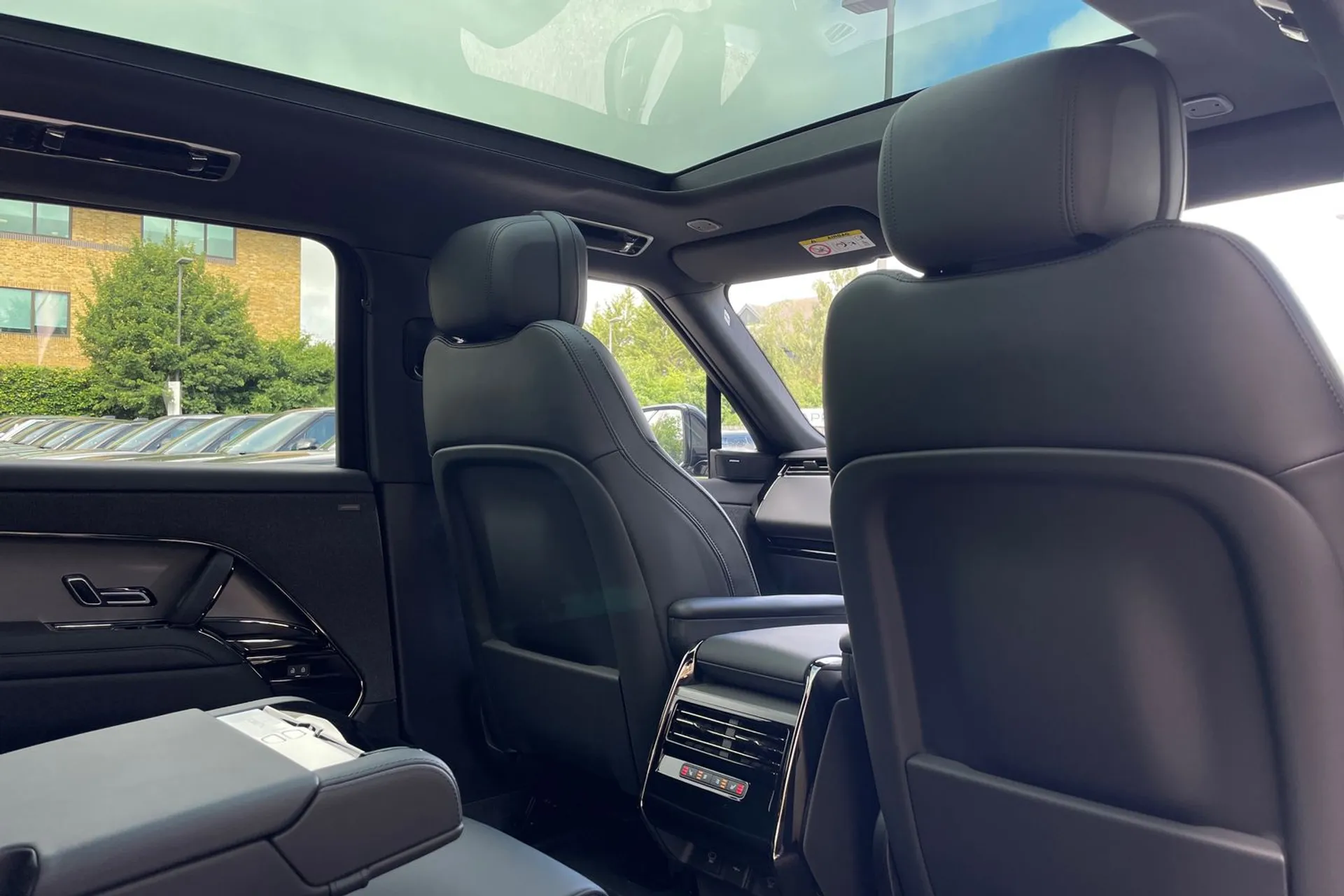 LAND ROVER RANGE ROVER SPORT thumbnail image number 31