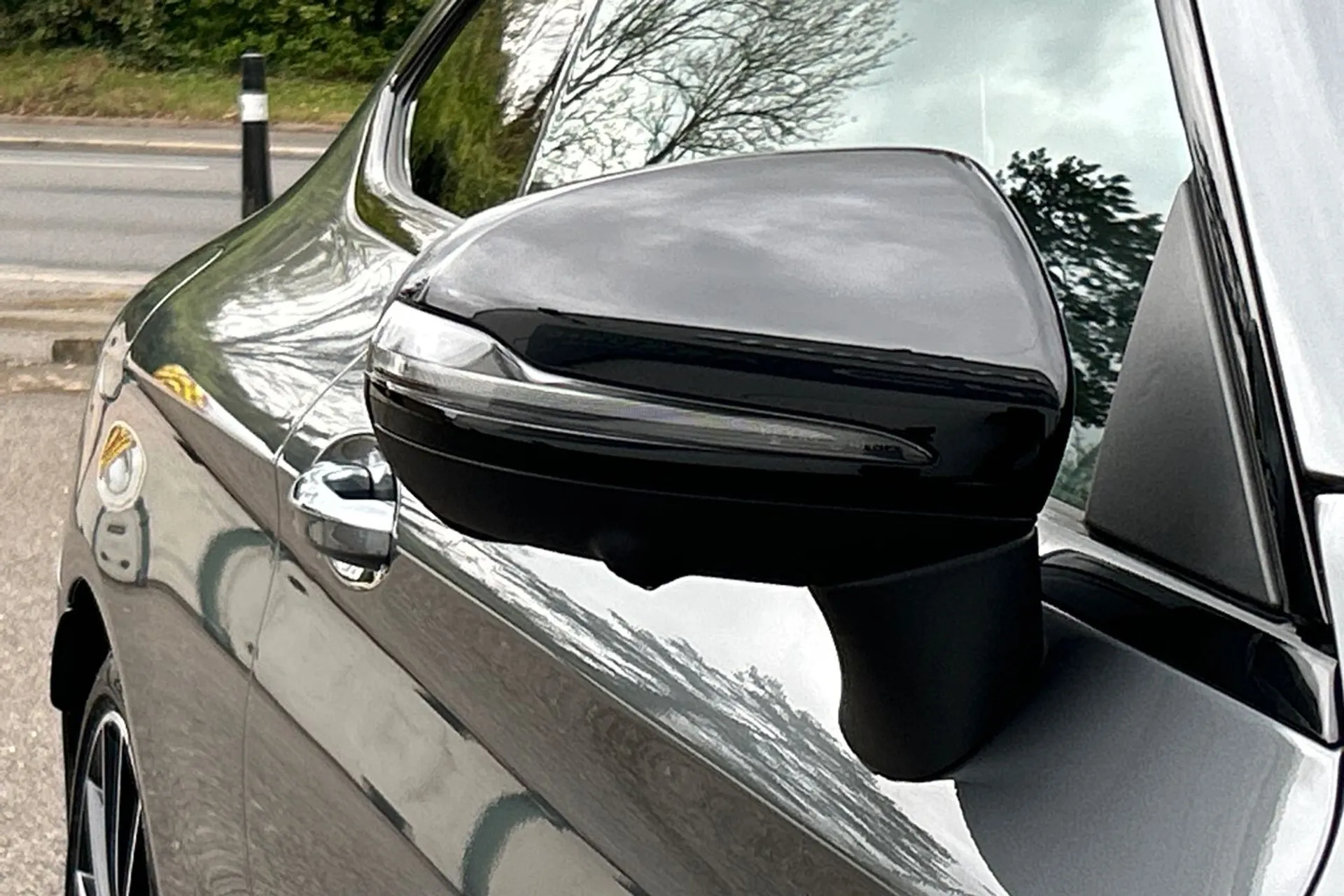 MERCEDES-BENZ C CLASS thumbnail image number 56