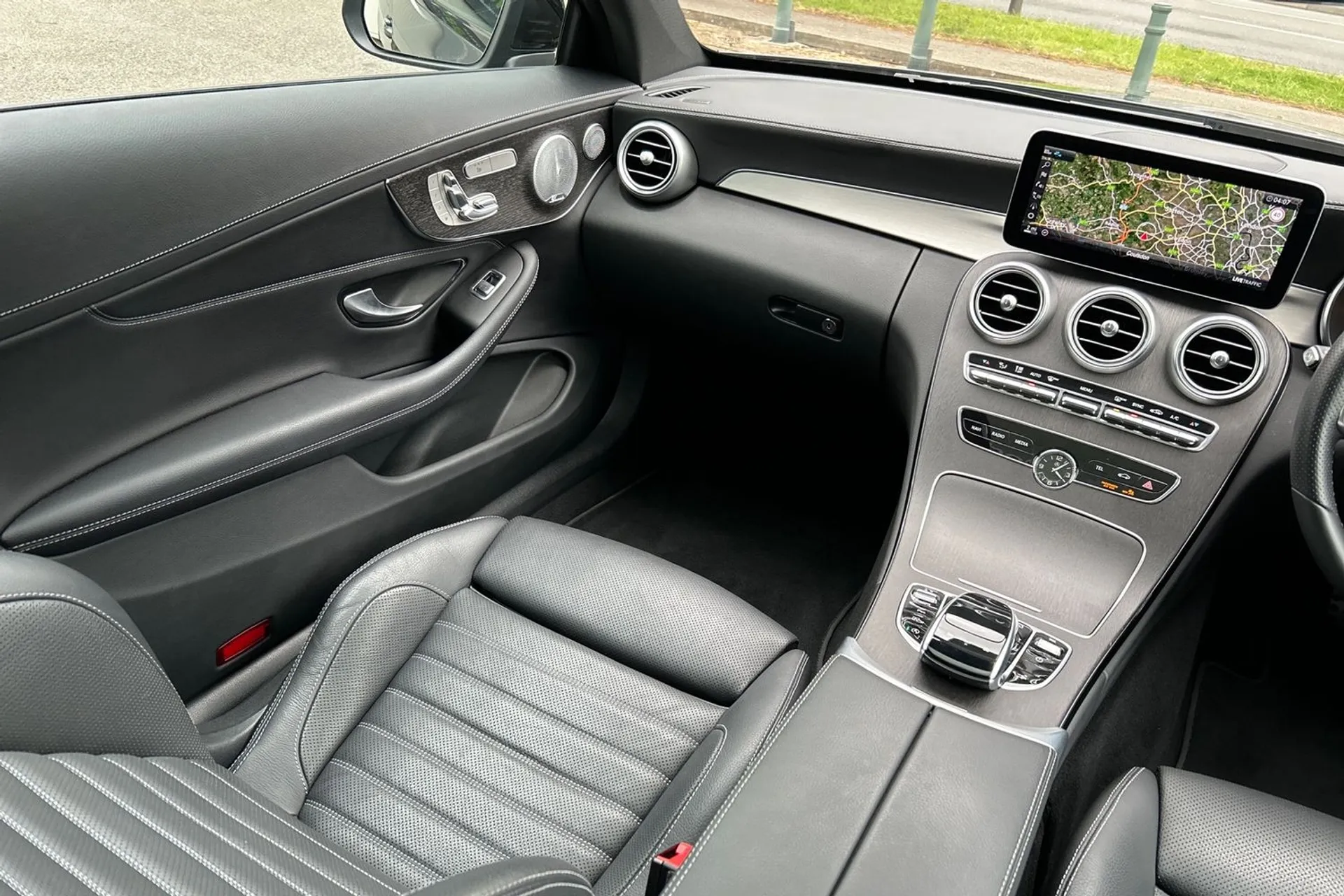 MERCEDES-BENZ C CLASS thumbnail image number 38