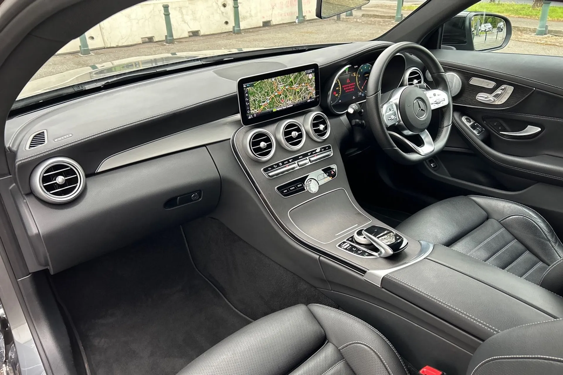 MERCEDES-BENZ C CLASS thumbnail image number 18