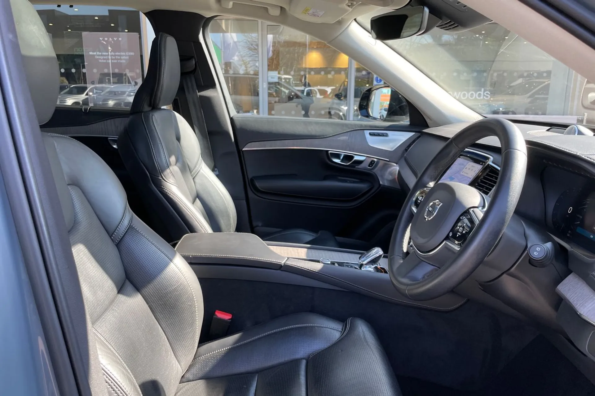 Volvo XC90 thumbnail image number 26