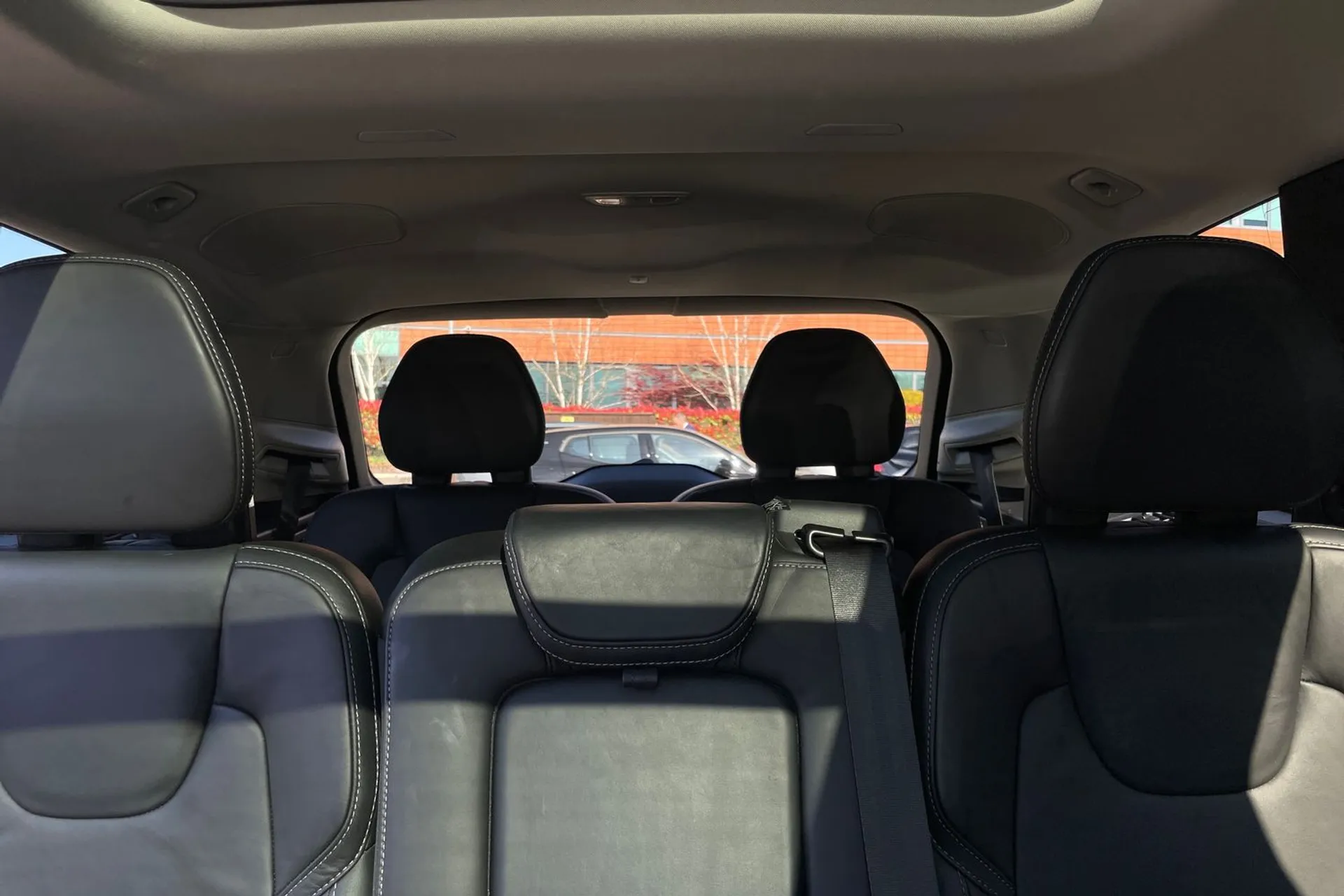 Volvo XC90 thumbnail image number 6