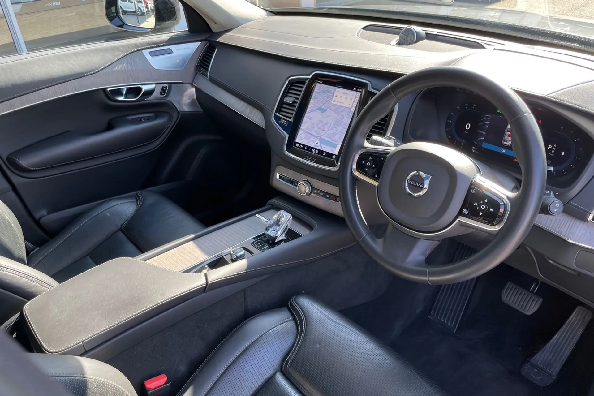 Volvo XC90 thumbnail image number 5