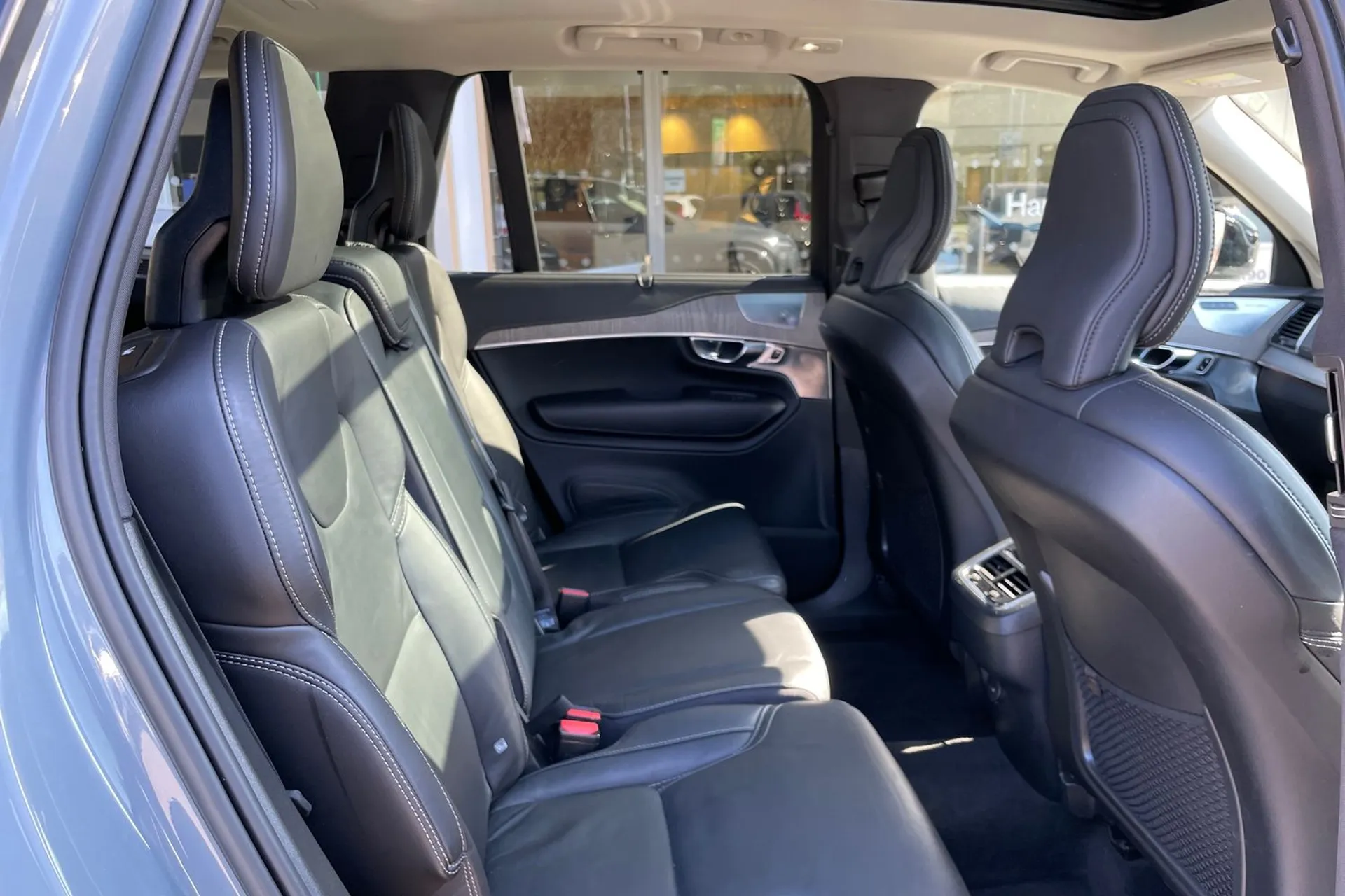 Volvo XC90 thumbnail image number 23