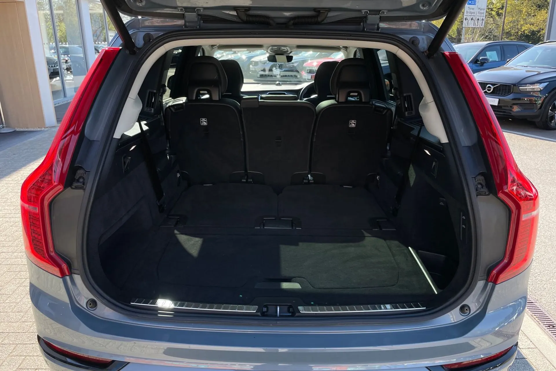 Volvo XC90 thumbnail image number 20
