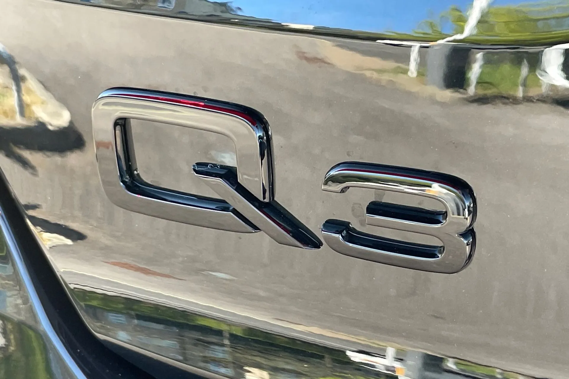 Audi Q3 thumbnail image number 49