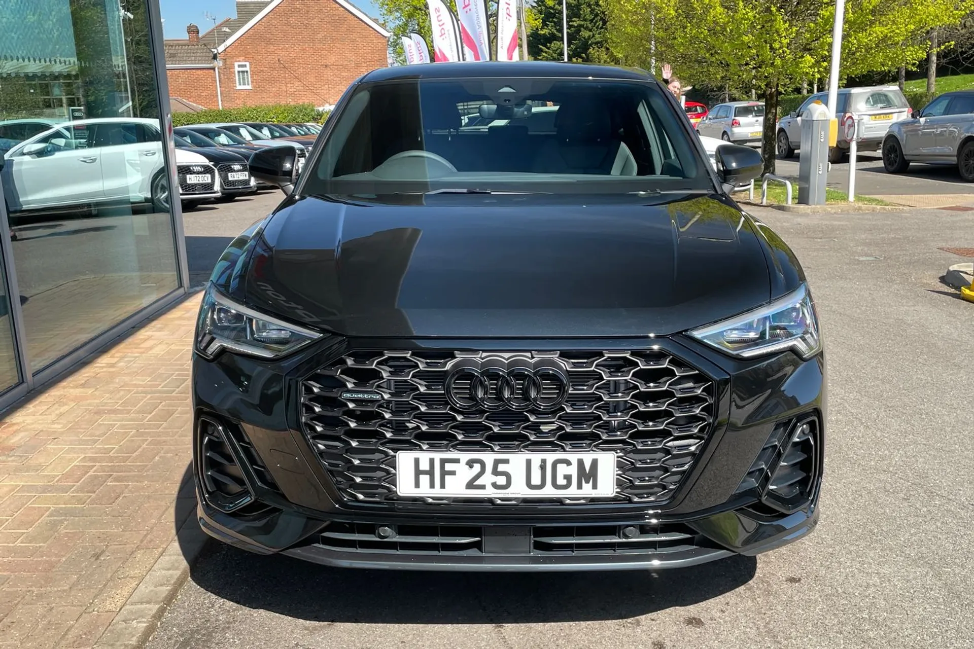Audi Q3 thumbnail image number 11