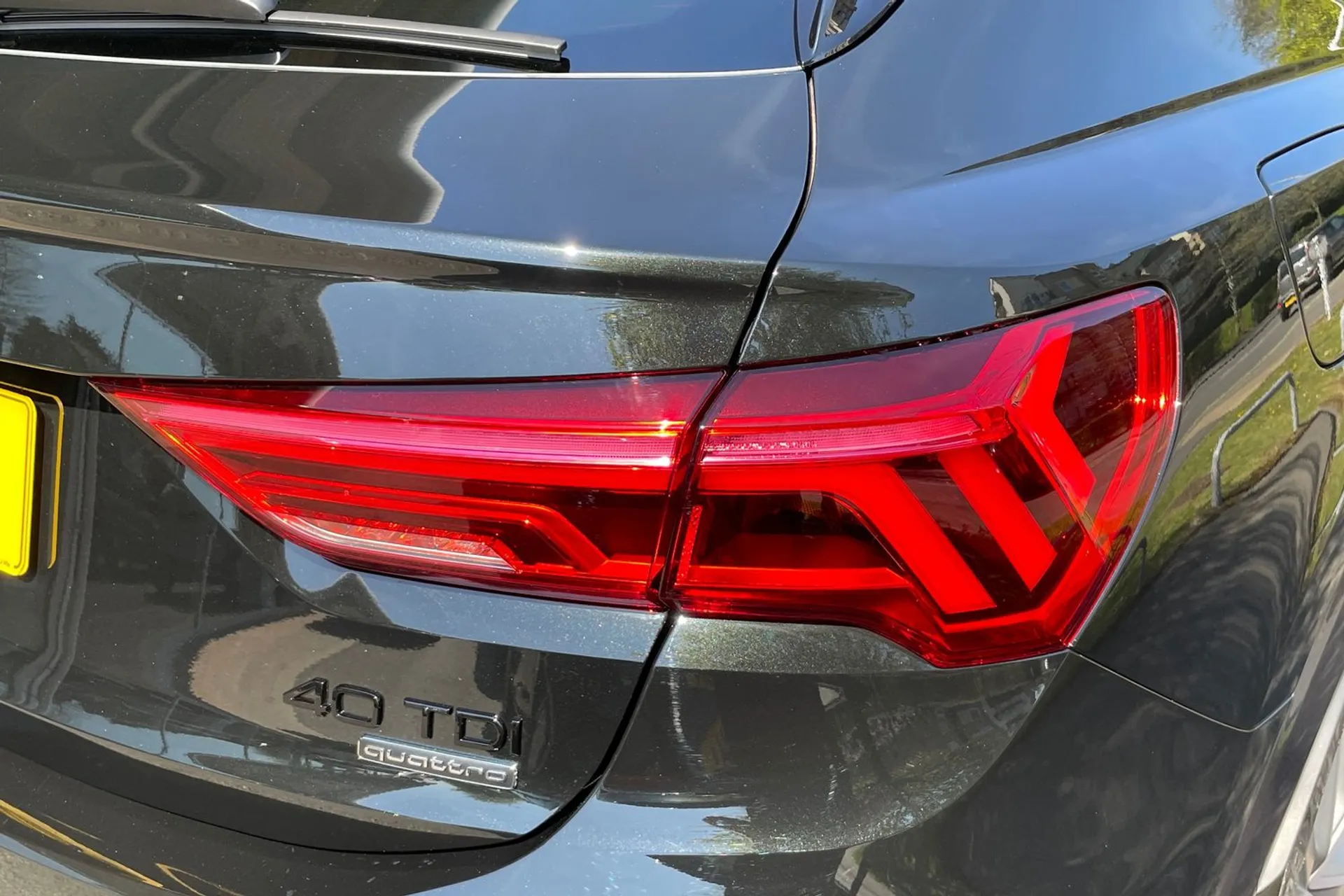 Audi Q3 thumbnail image number 20