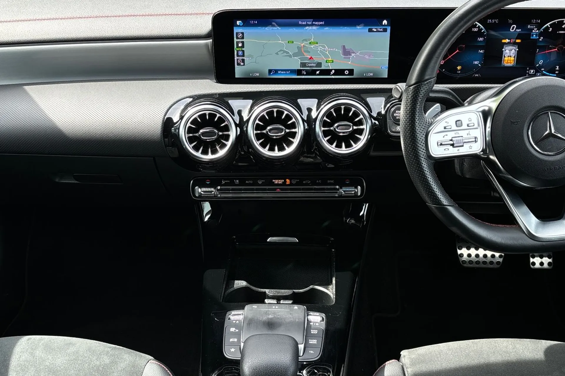 MERCEDES-BENZ CLA thumbnail image number 35