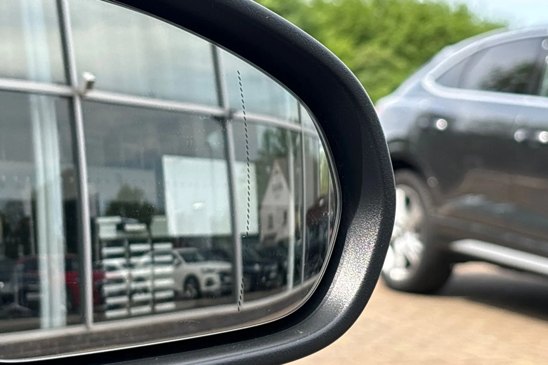 MERCEDES-BENZ CLA thumbnail image number 48